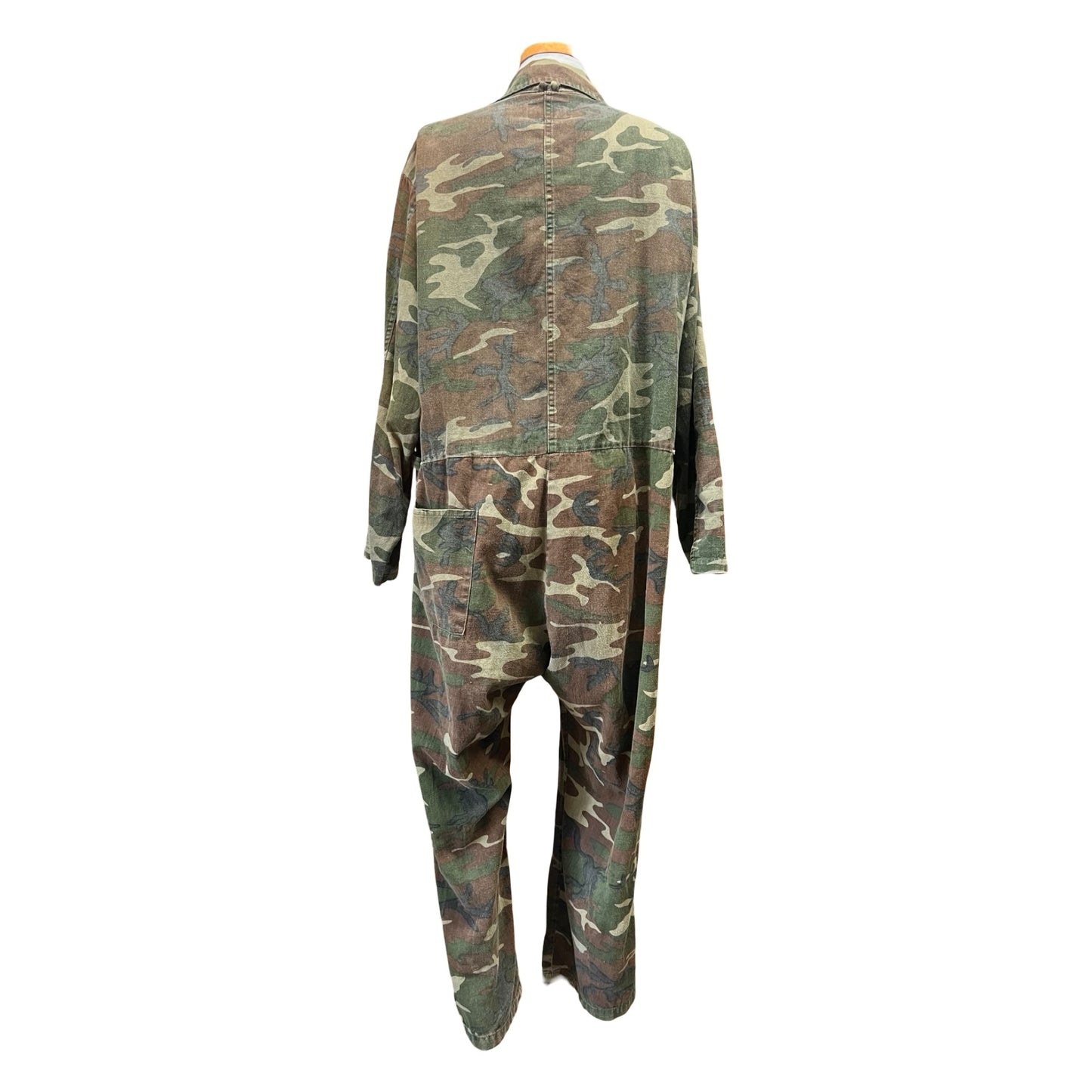 Vintage 1970’s Oversized KMart Zip Front Camo Jumpsuit XL/XXL