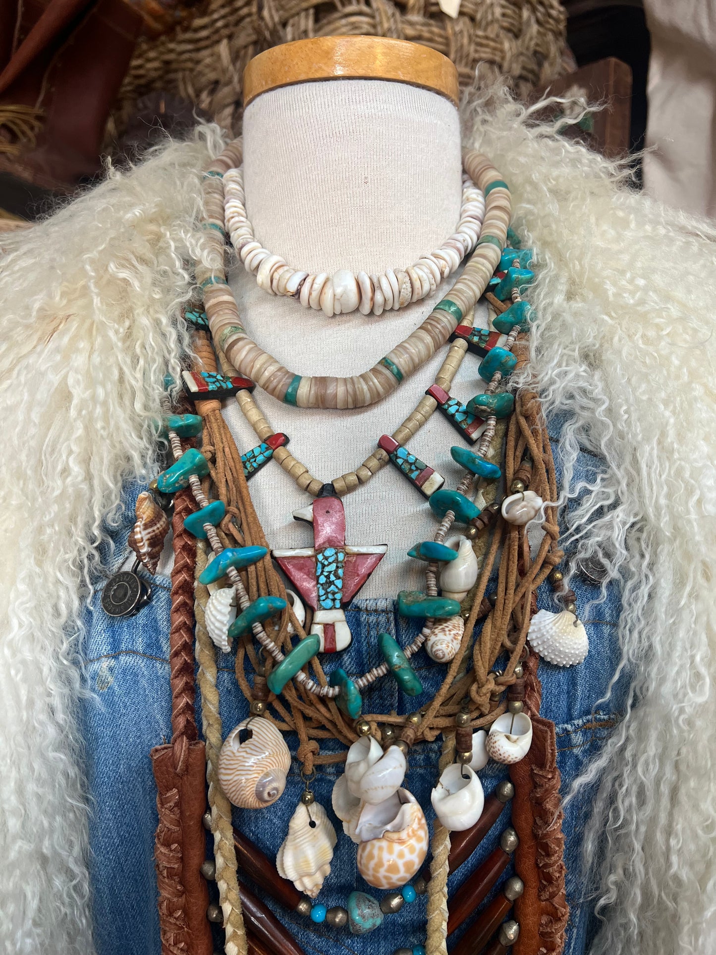 Vintage 70’s Jumbo Puka Shell Choker