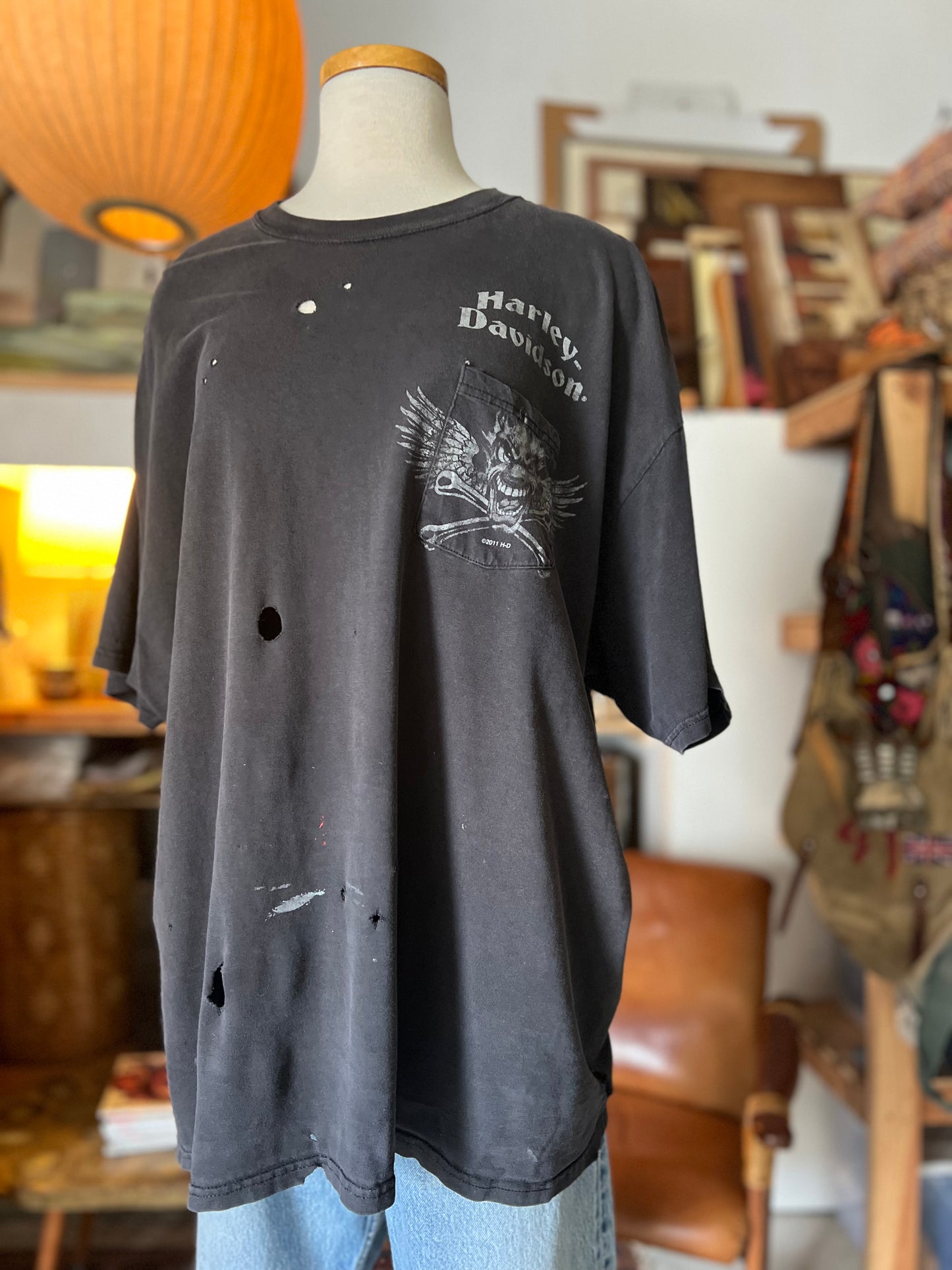 Vintage Thrashed Harley Davidson T-Shirt Tampa, Florida 2XL