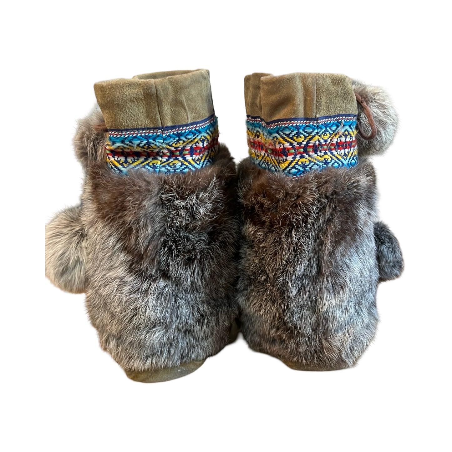 Vintage Suede Moccasin Fur Boots w/ Seed Beading and Side Tie Pom Pom 8/9