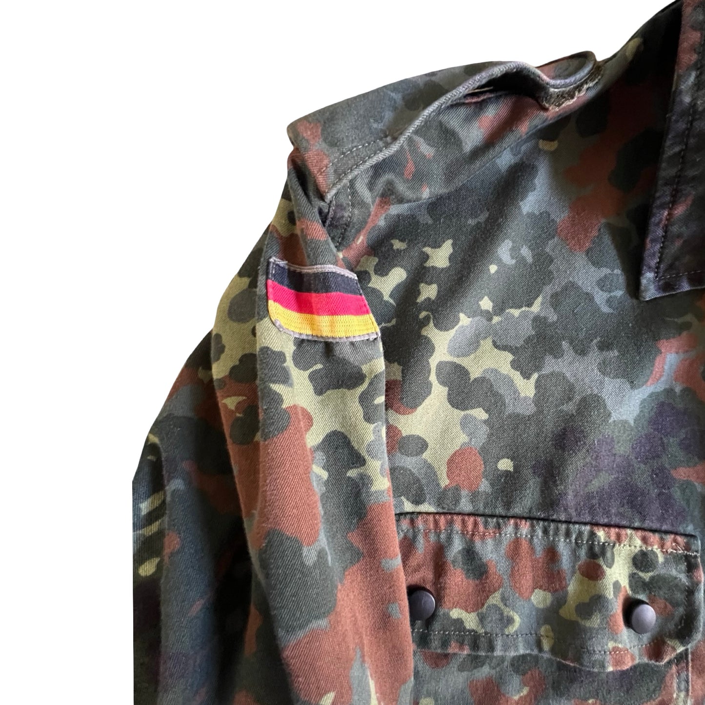 Vintage 90’s Distressed Camo Field Shirt Jacket XL
