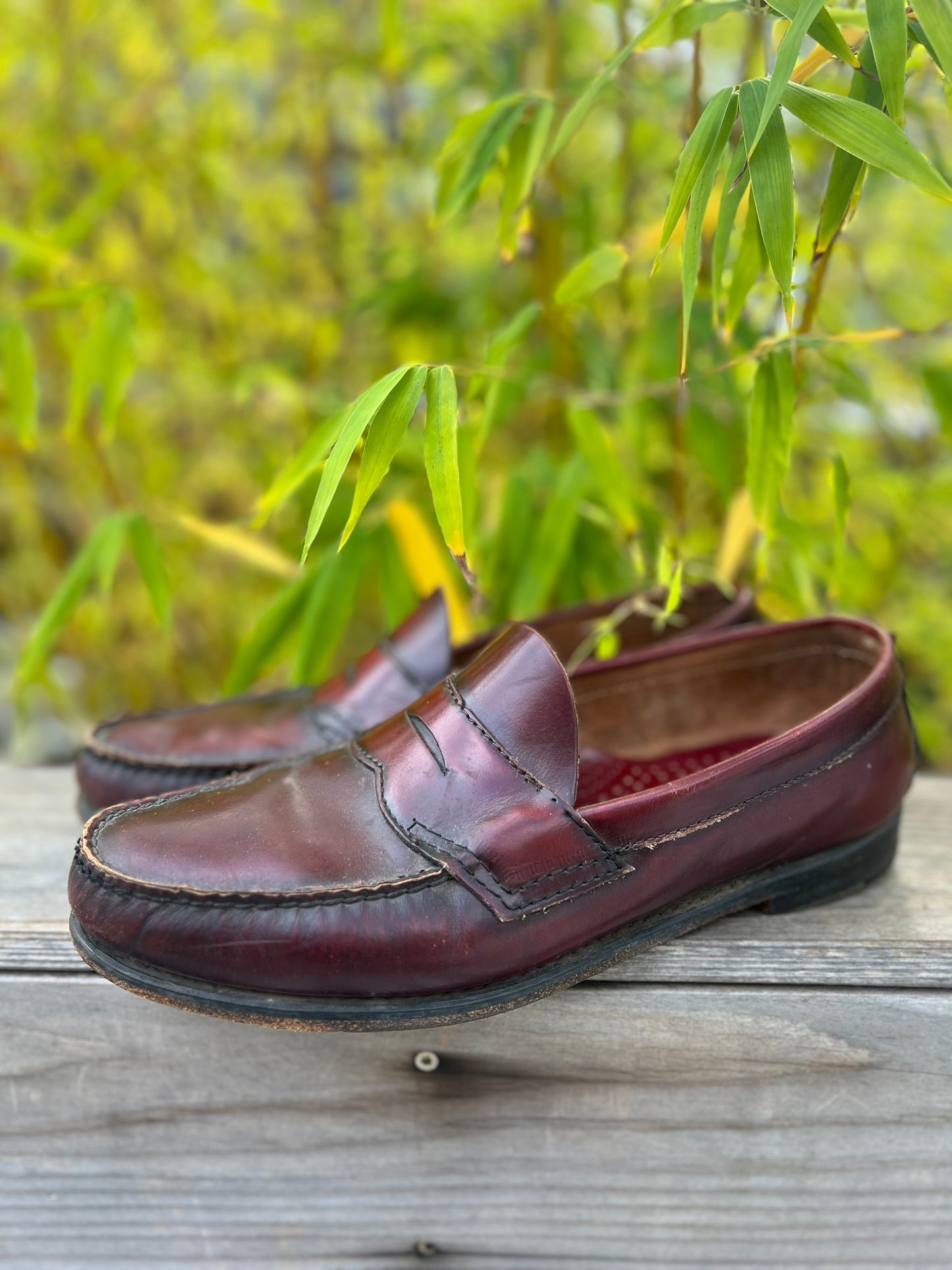 Vintage Men’s Oxblood Bass Weejuns 7.5 (Women’s 9)
