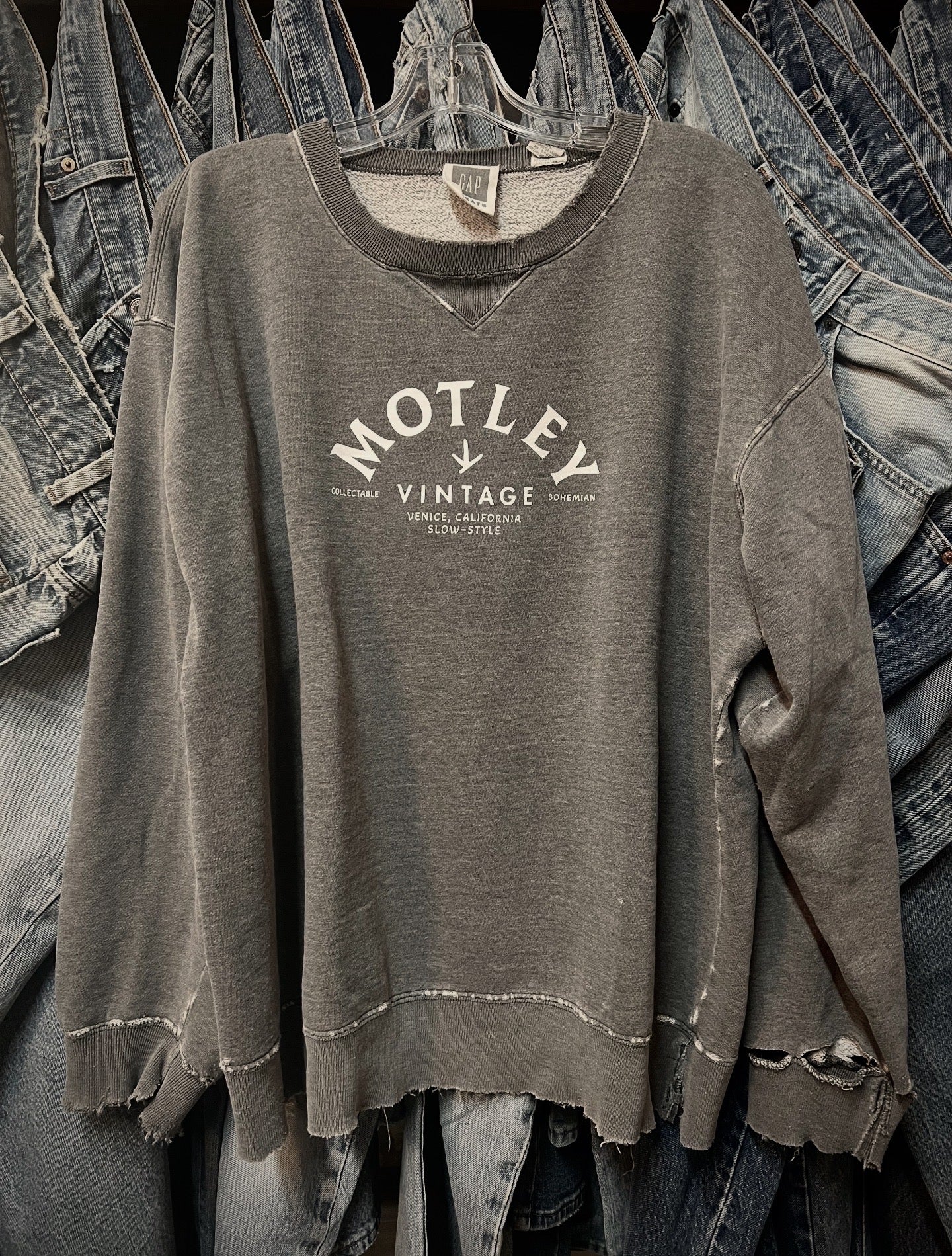 Vintage 80’s Heavily Distressed Gap Sweatshirt w/ MV Logo XL