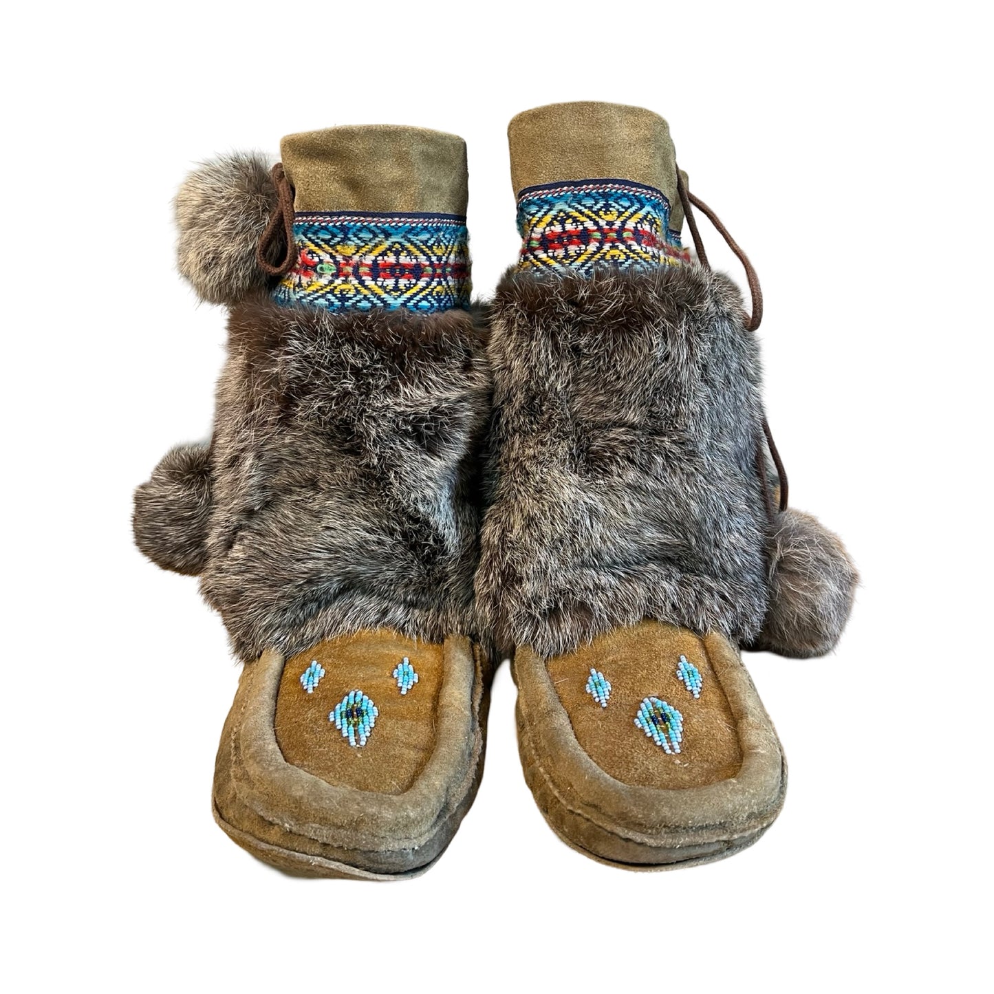 Vintage Suede Moccasin Fur Boots w/ Seed Beading and Side Tie Pom Pom 8/9