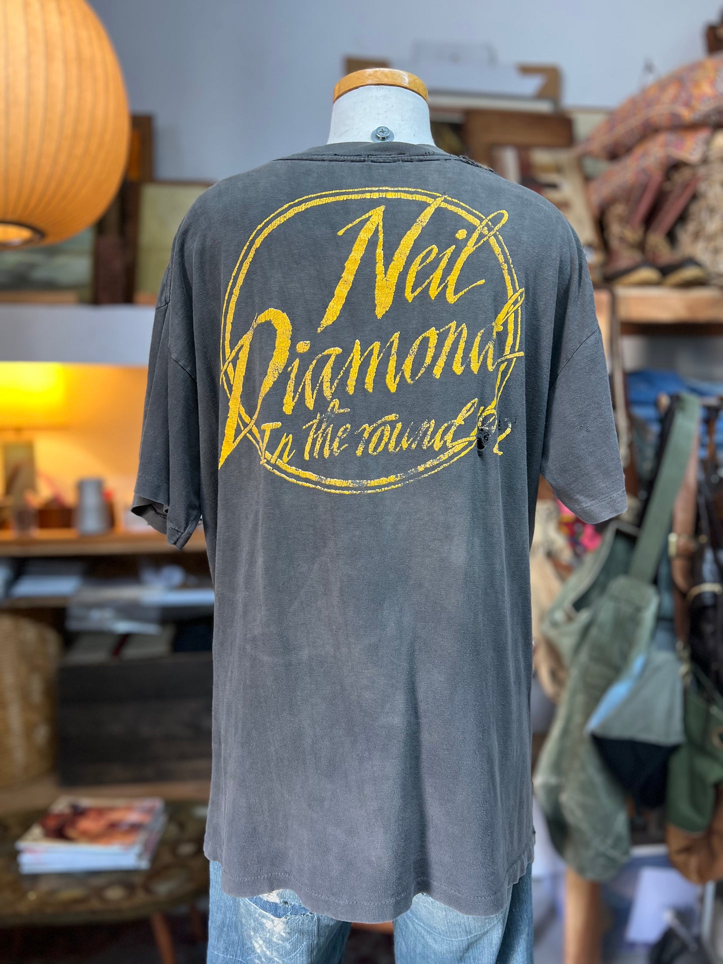 Vintage Neil Diamond In The Round 1992 Distressed Single Stitch Tour Shirt XL