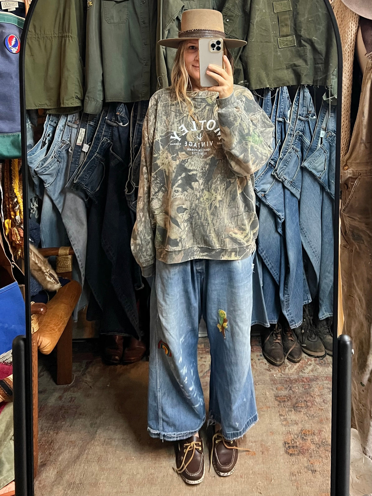 Vintage Oversized Distressed Camo Sweatshirt w/ MV Logo XXL #5