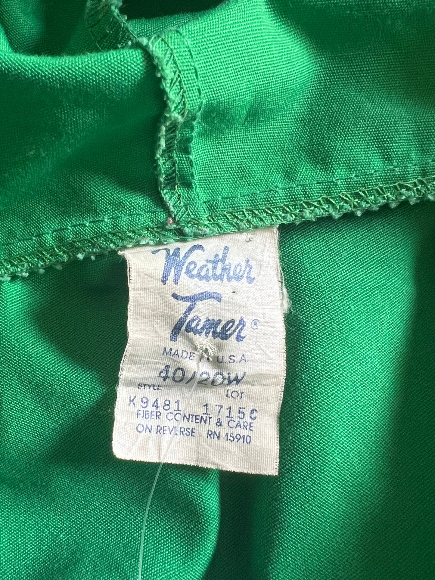 Vintage 80’s Preppy Weather Tamer Hooded Windbreaker XL