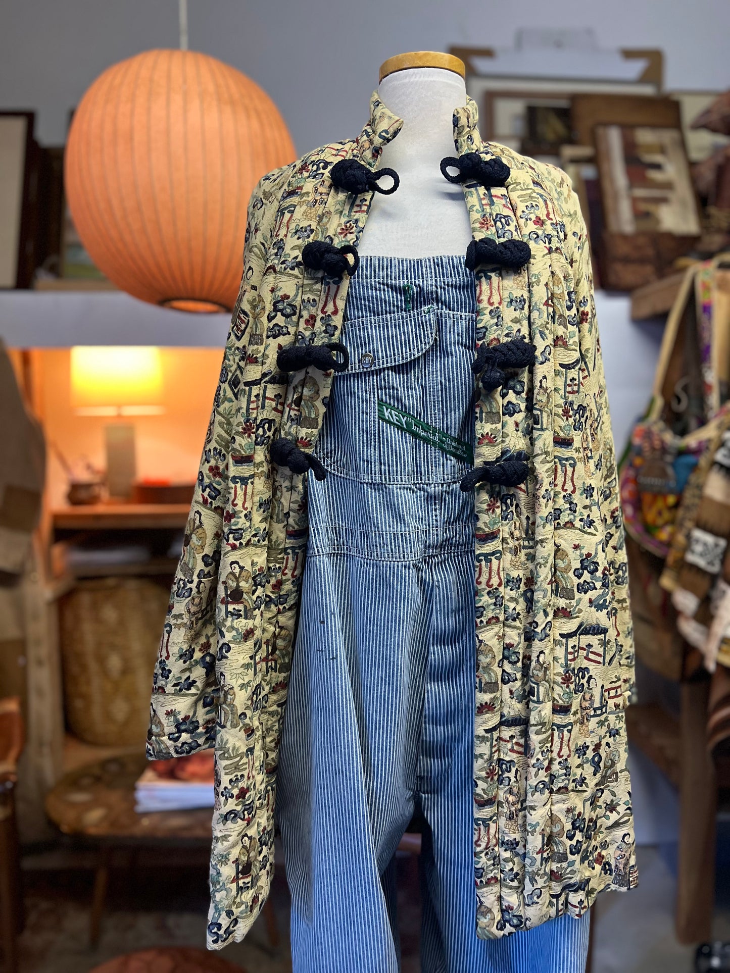 Vintage 1960’s Chinese Hand Painted Raw Silk Quilted Cheongsam Swing Coat L