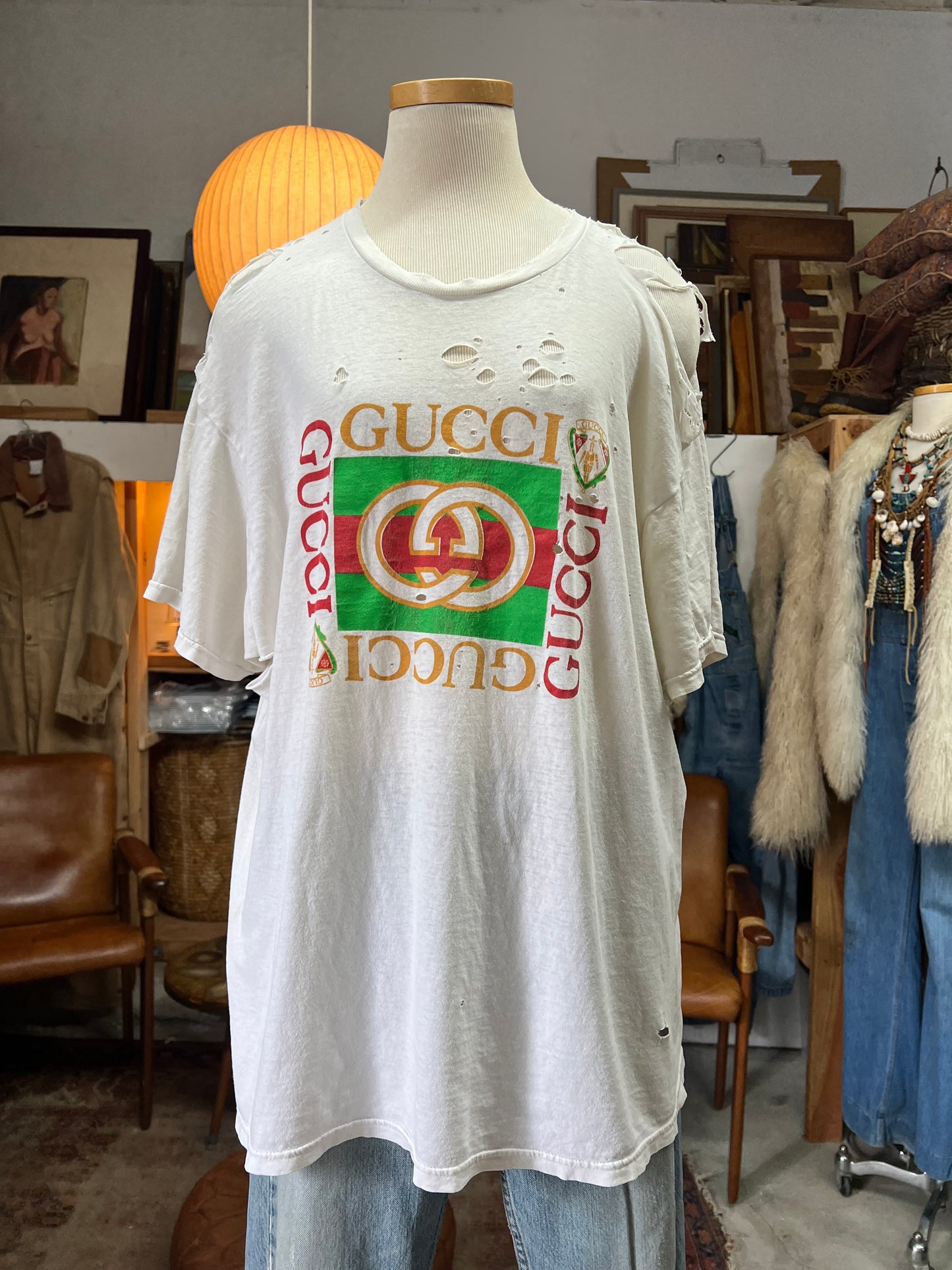 Vintage 80’s Thrashed Bootleg Gucci Tee XL