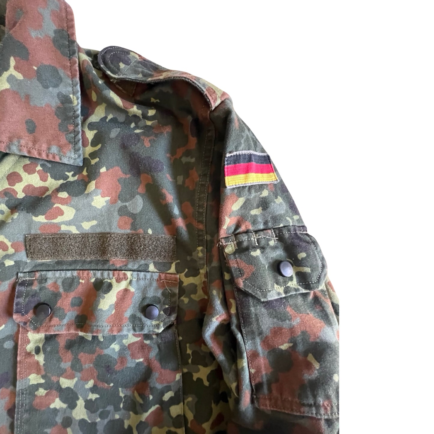 Vintage 90’s Distressed Camo Field Shirt Jacket XL