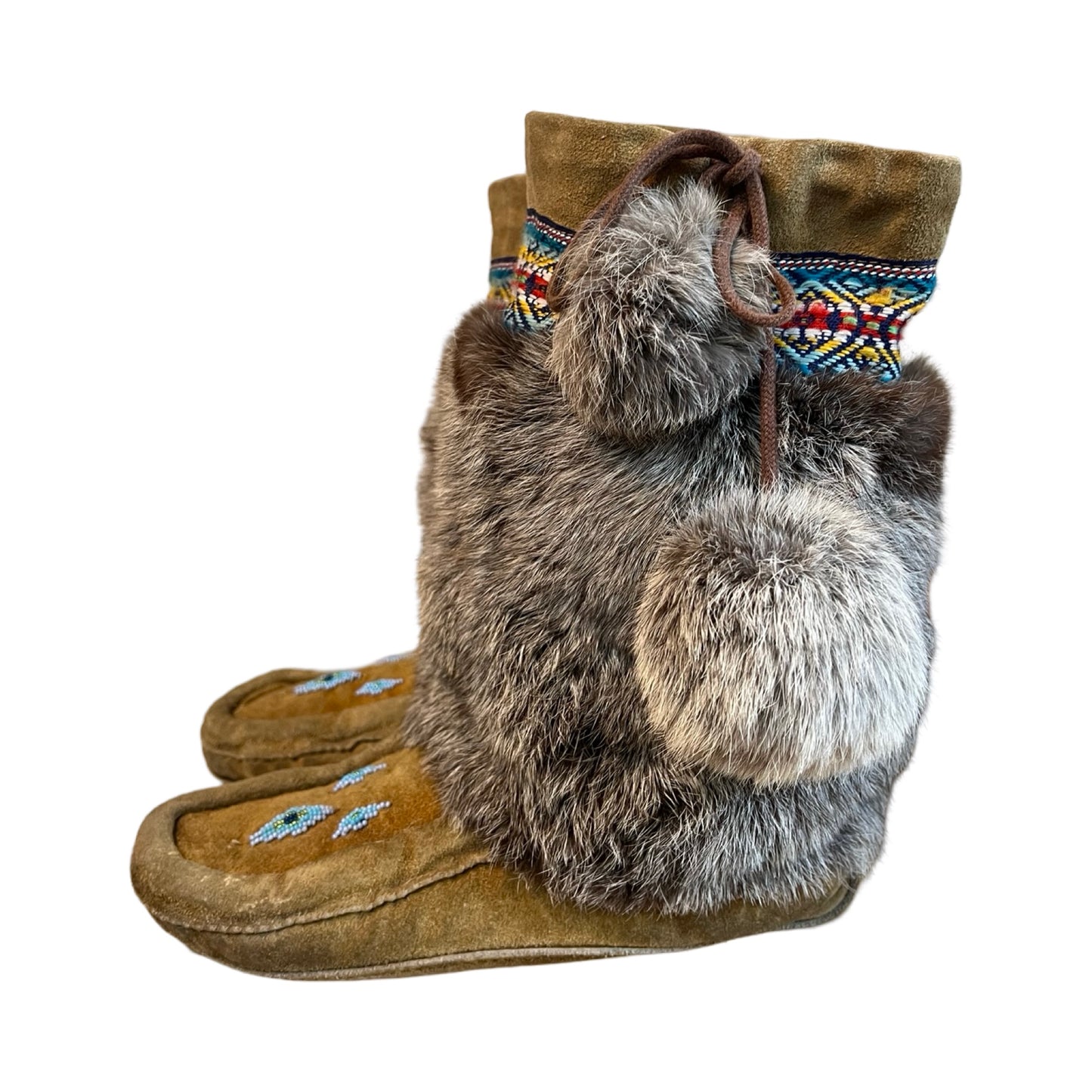 Vintage Suede Moccasin Fur Boots w/ Seed Beading and Side Tie Pom Pom 8/9