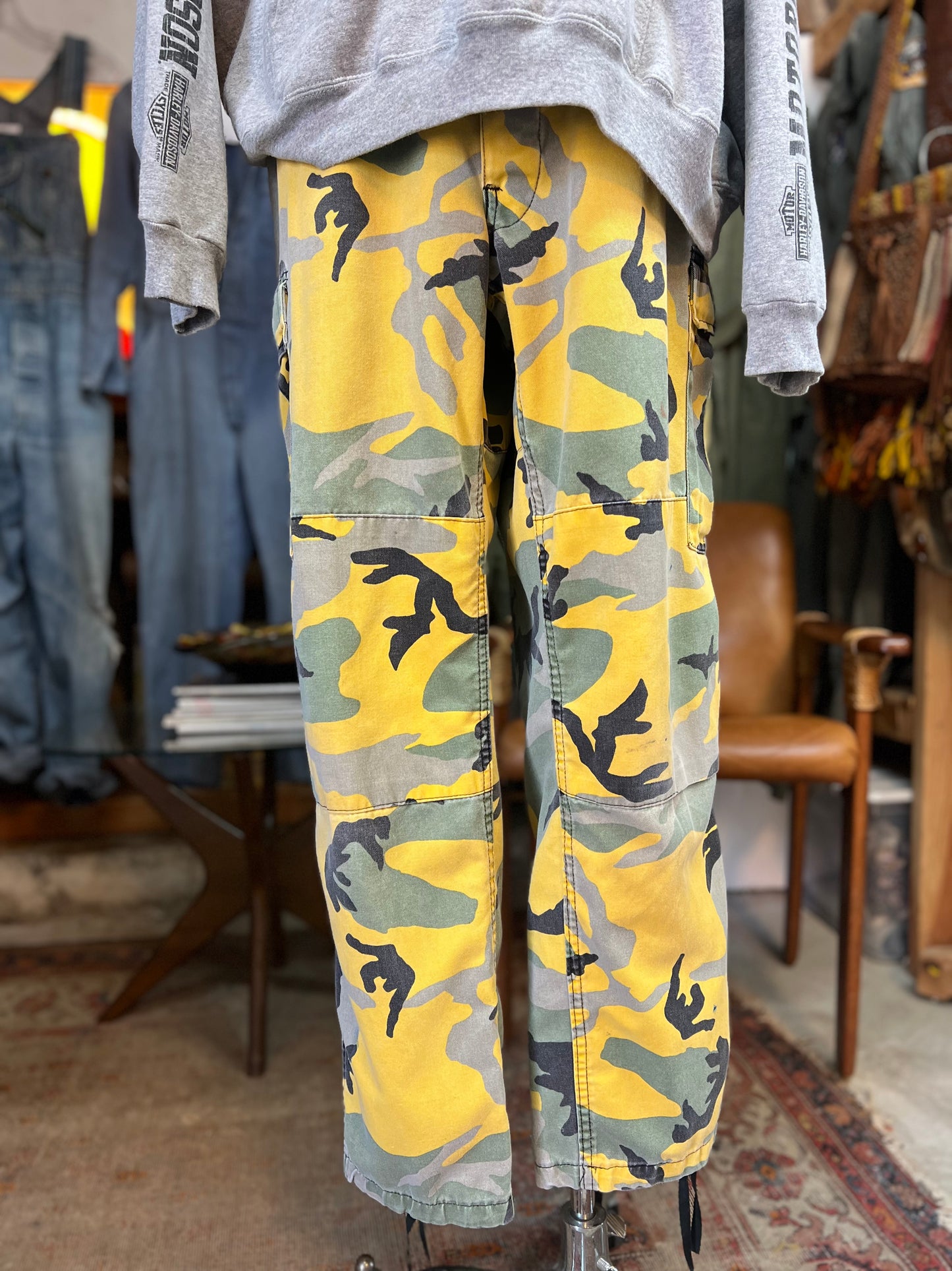 Vintage Yellow Double Knee Camouflage Cargo Pants 35
