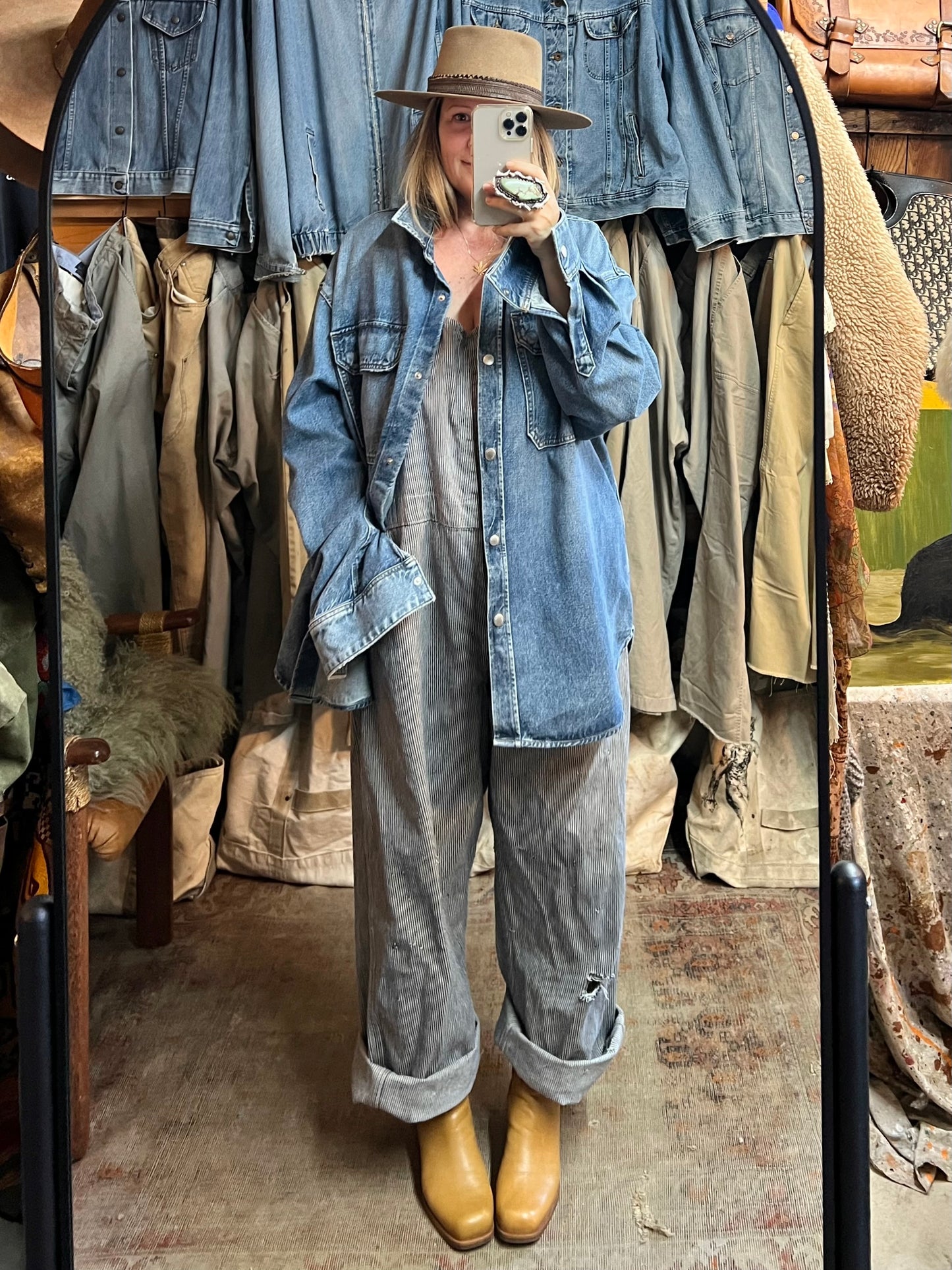 A Gold E Camryn Oversized Denim Shirt Jacket L Never Worn