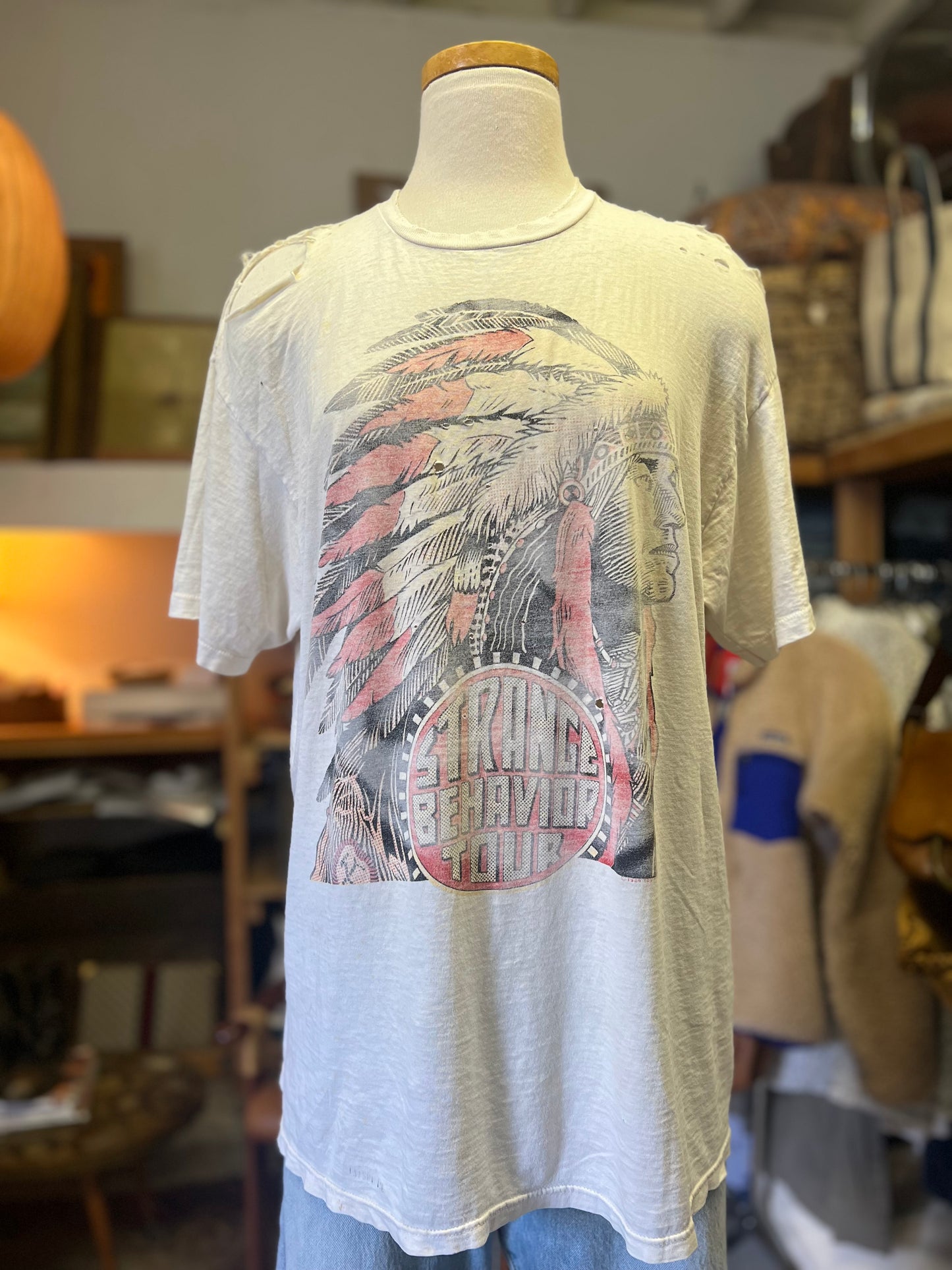 Vintage Thrashed Tom Petty Strange Behavior Tour 1989 T-Shirt XL