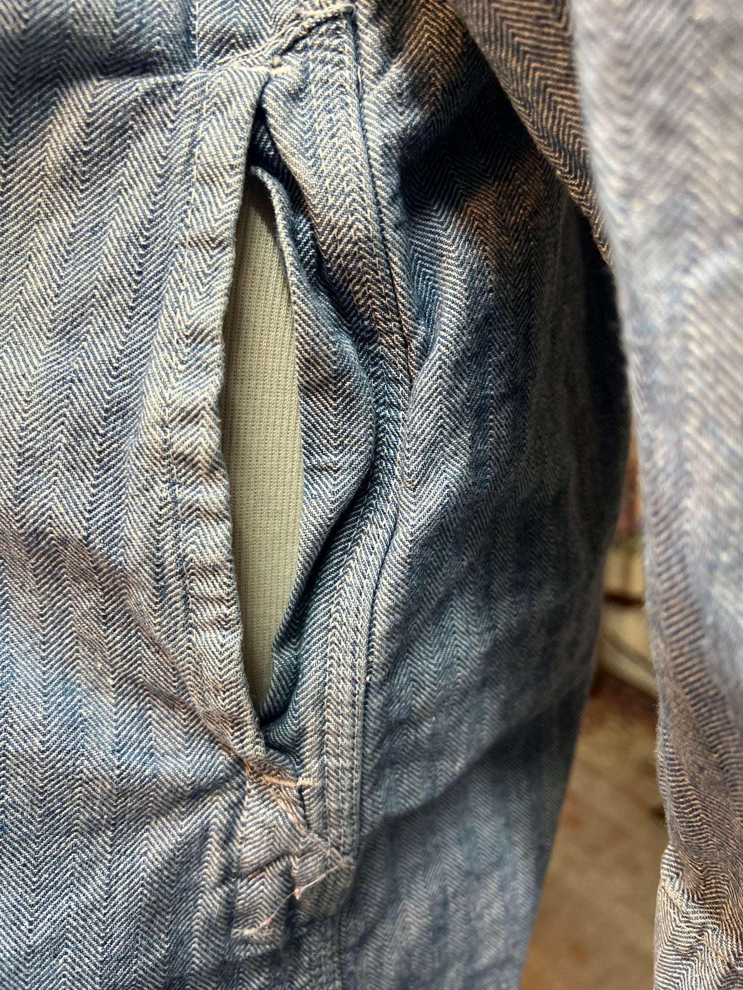 Vintage 1950’s Herringbone Twill Union Made Sanforized Denim Machinist Coat 50R