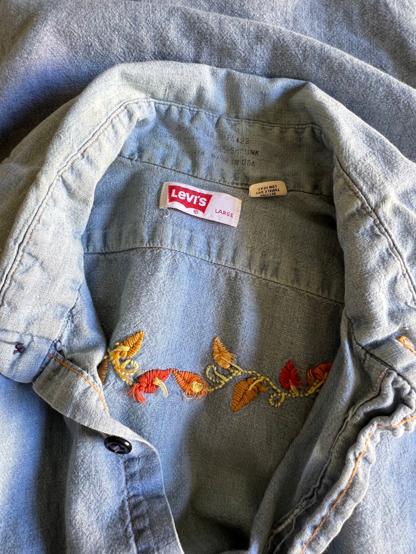 Vintage 70’s Levi’s Chambray Button Down Orange Tab Shirt w/ Embroidered Bee, Ladybug and Flowers L