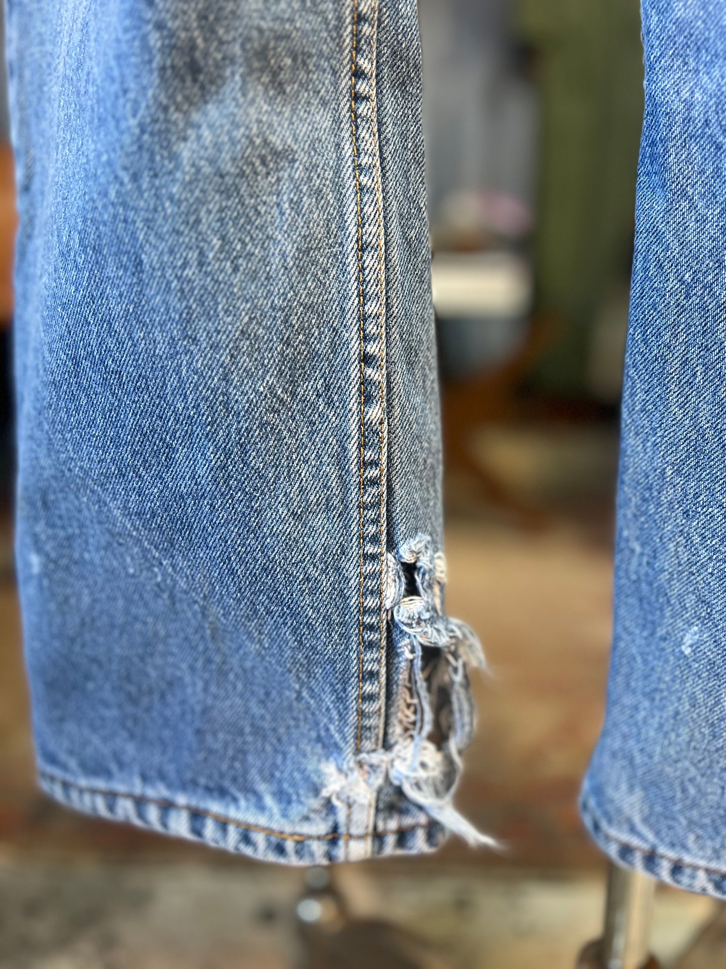 Vintage Levi’s Orange Tab 505’s Distressed 38x28
