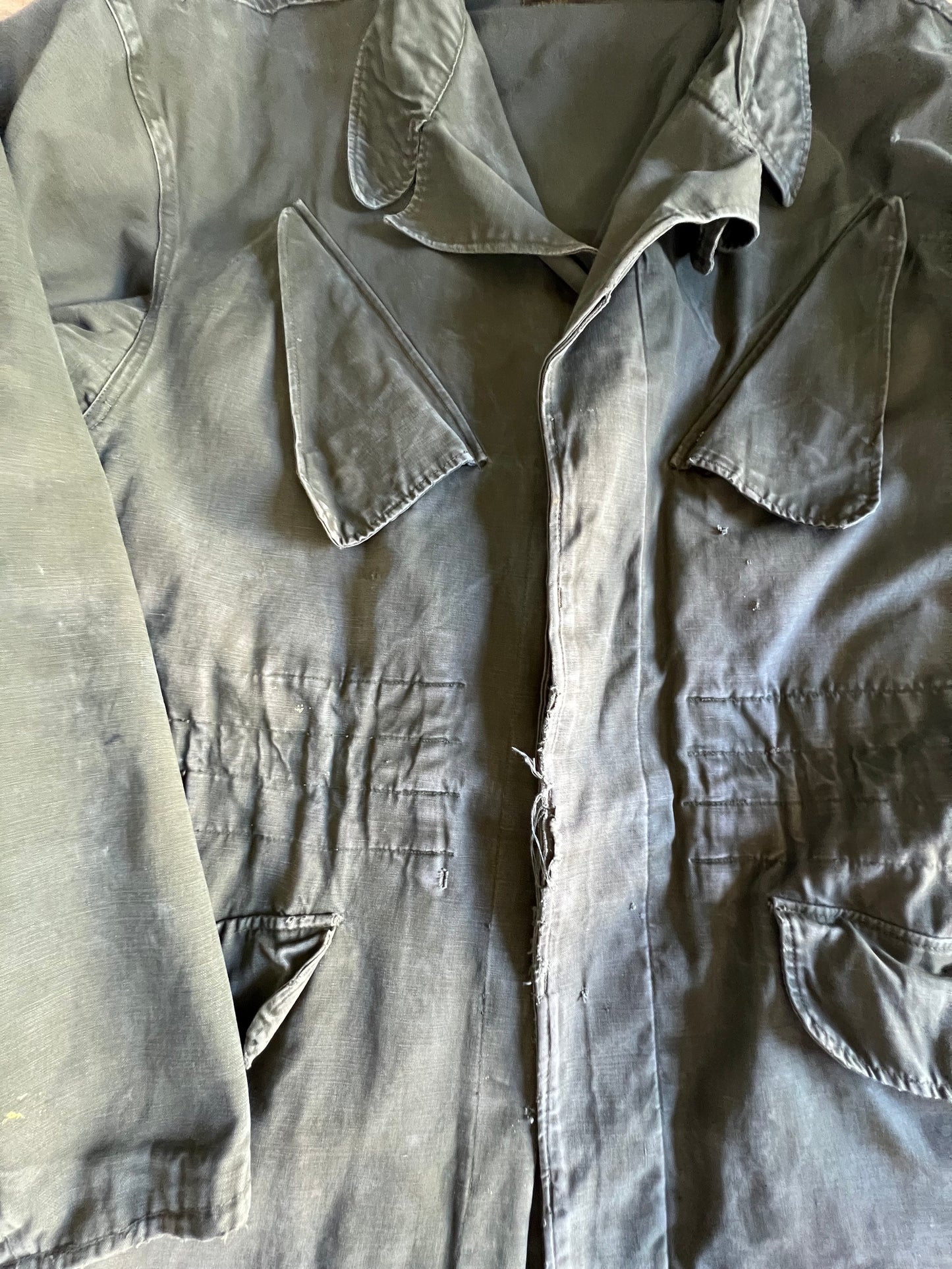 Incredible Rare 1950’s Vintage Distressed Army Jacket XL