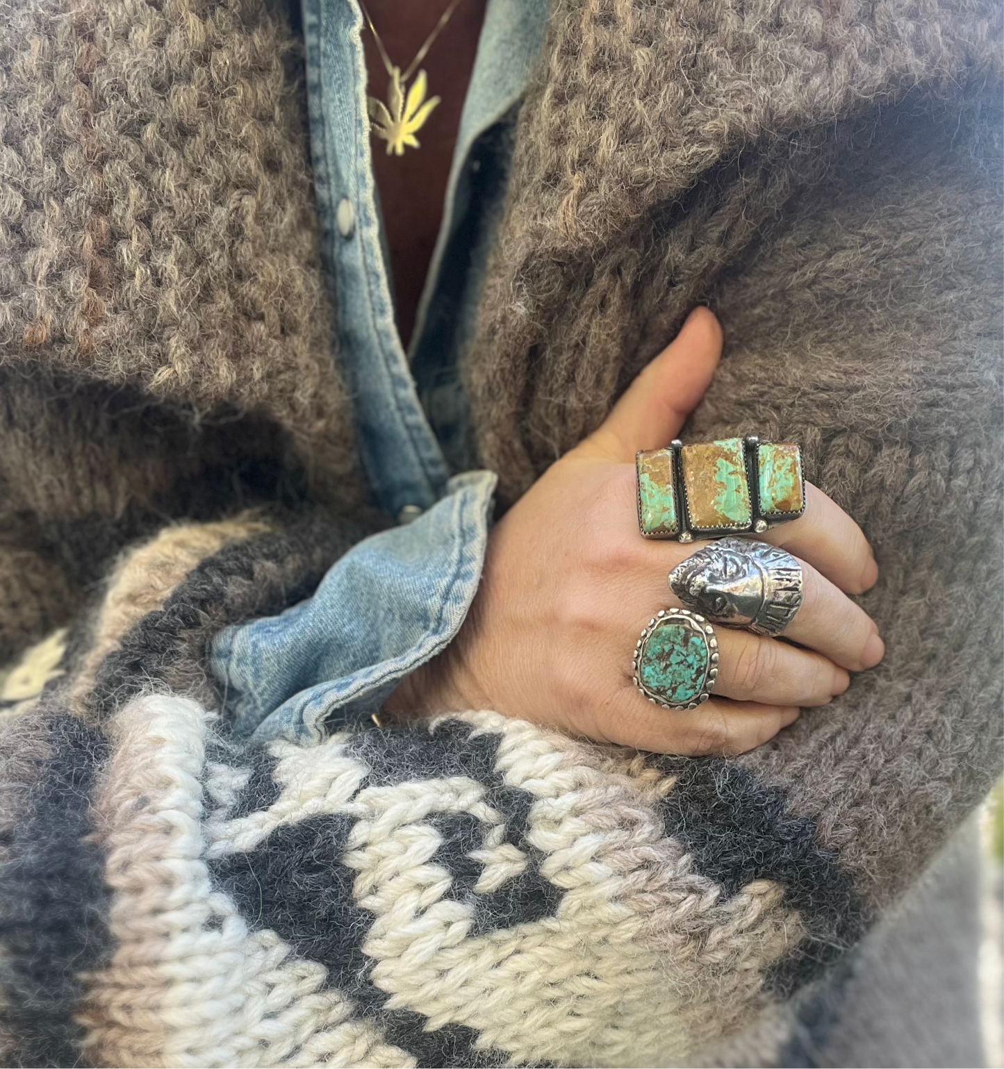 Vintage Large Navajo Polished Turquoise Sterling Silver Ring Size 10.5