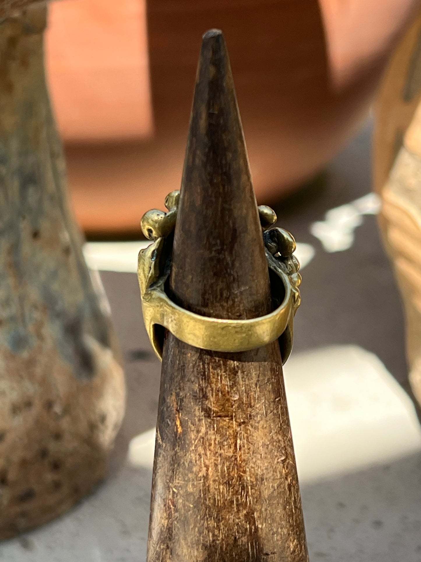 Vintage 60’s Modernist Brass Onyx Ring 6