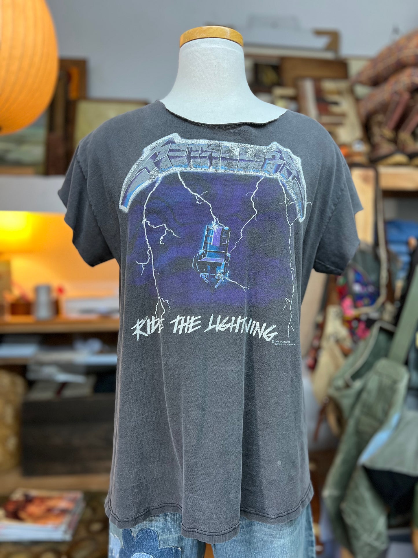 Vintage Metallica 1989 Ride The Lightening Tour Cut-Off Rock Tee