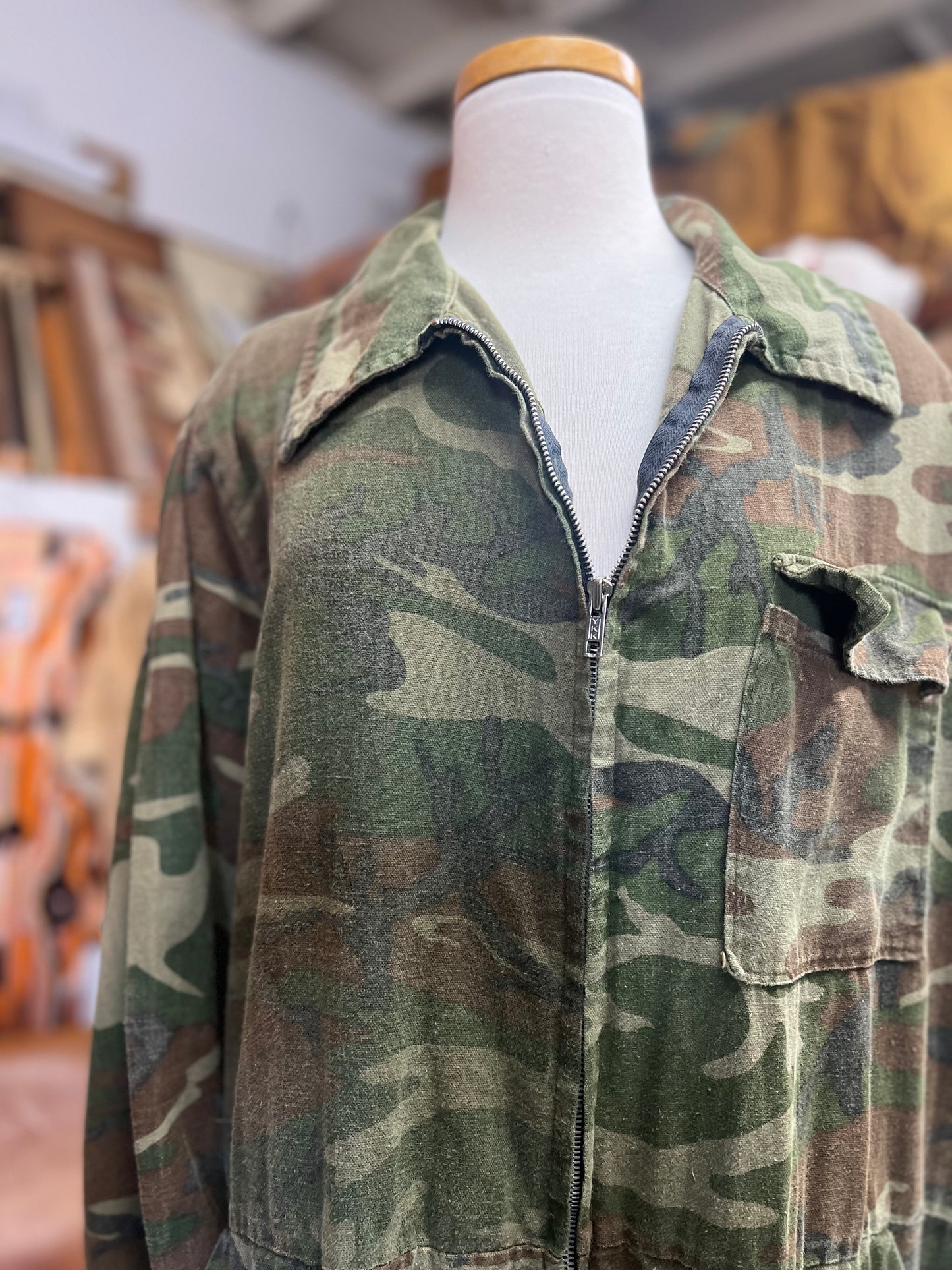Vintage 1970’s Oversized KMart Zip Front Camo Jumpsuit XL/XXL