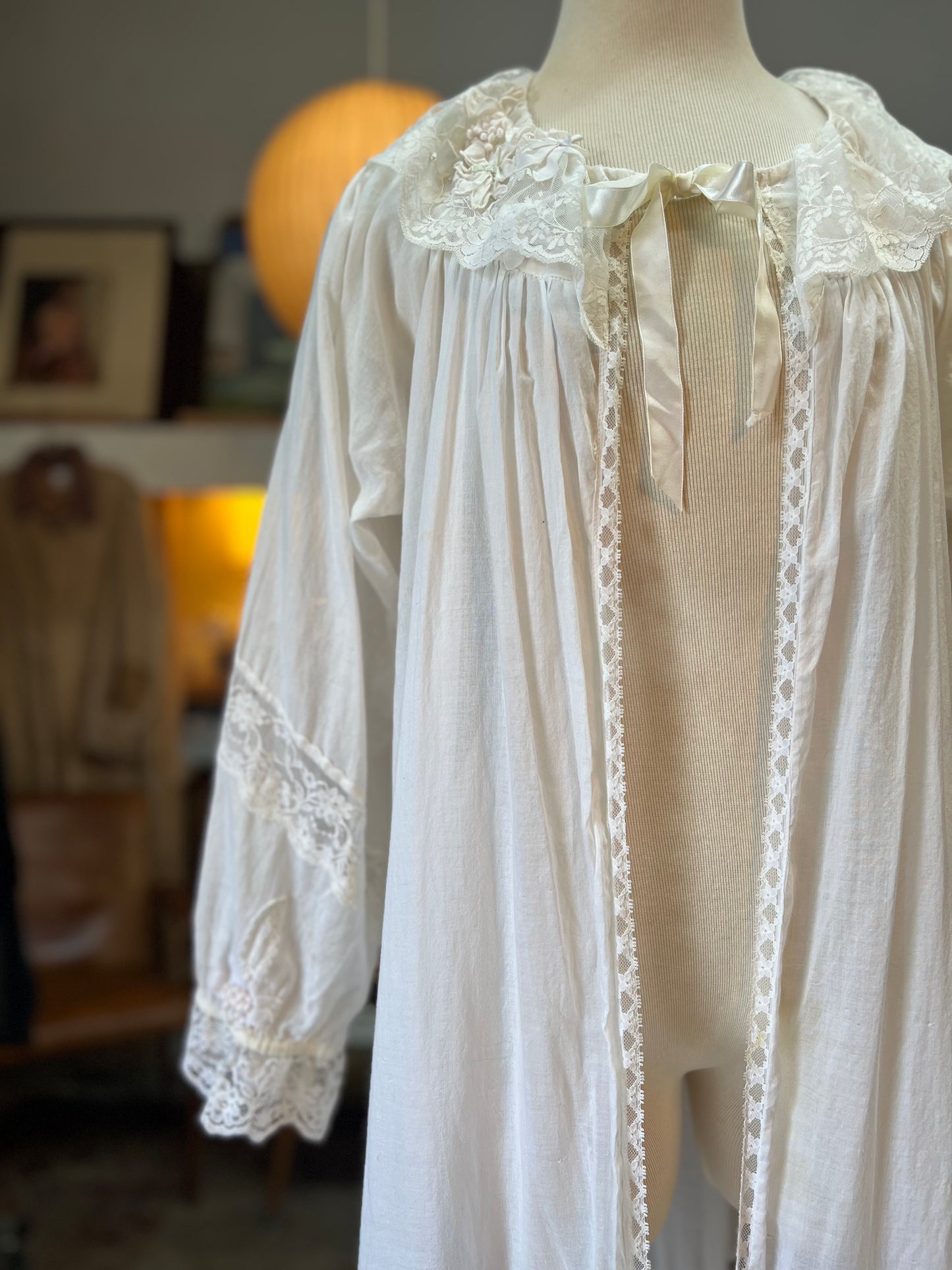 Vintage Ethereal Cotton Lace Flower Detail Peignoir P/S