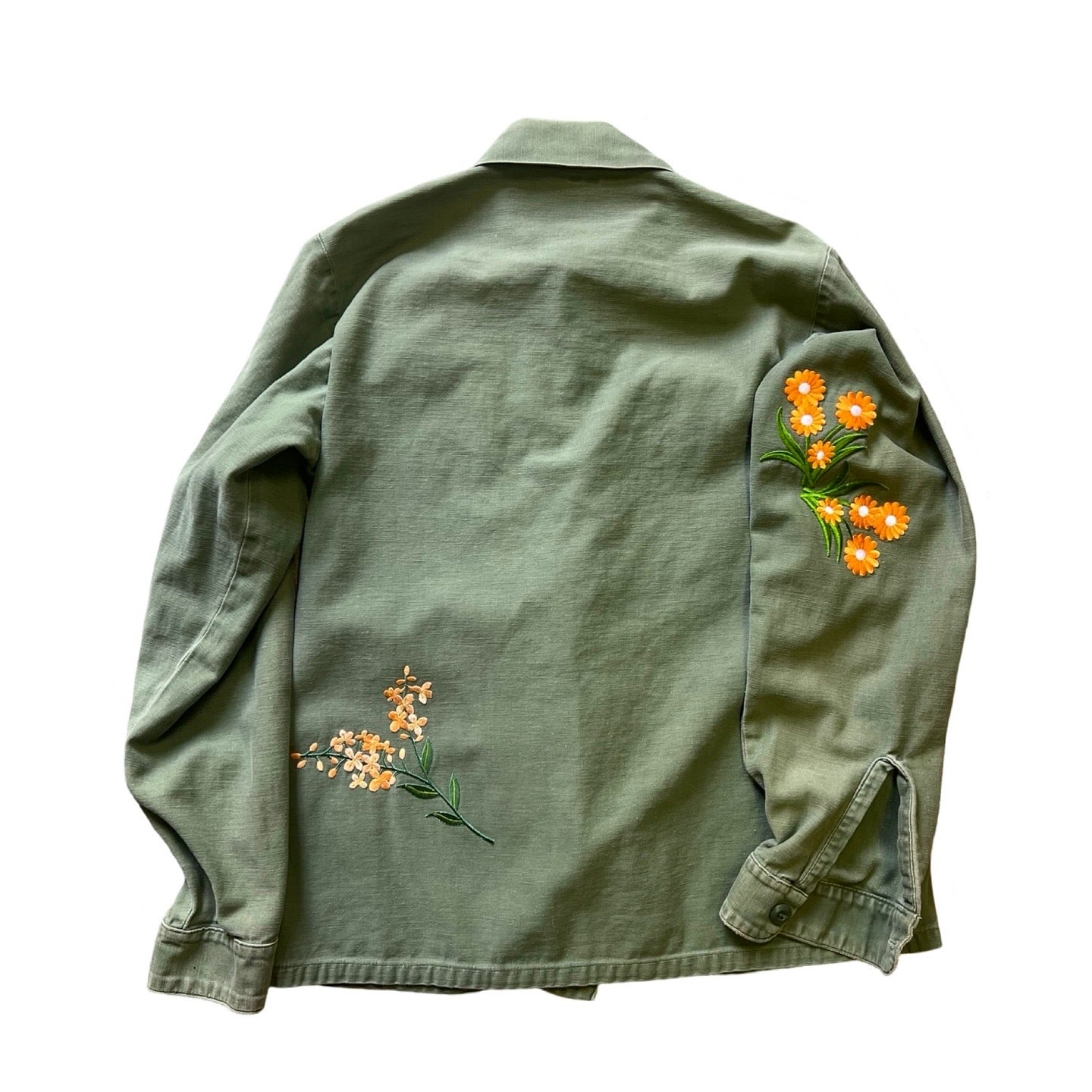 Vintage Army Shirt Jacket Worn Faded Embroidered Flower Patches