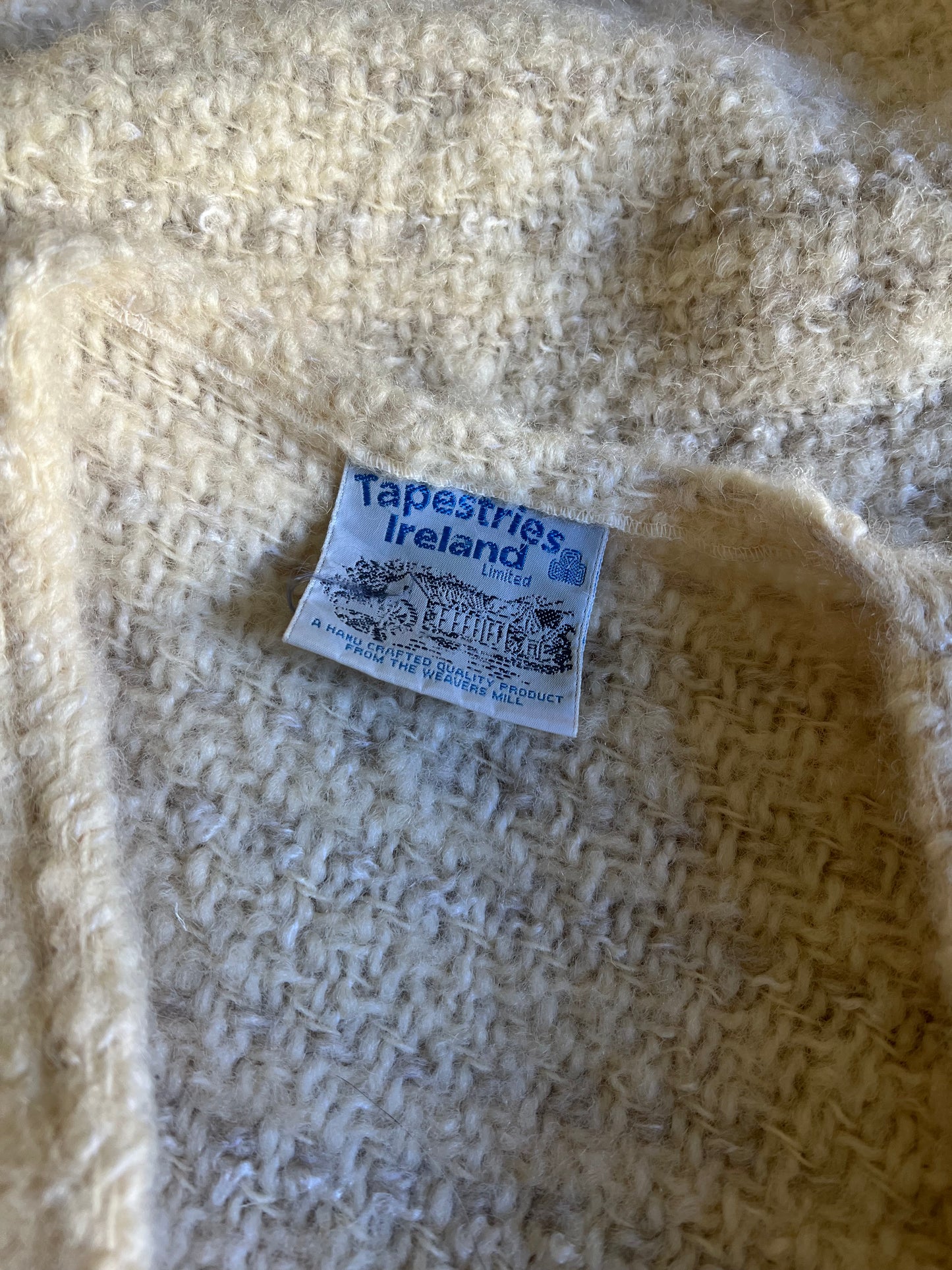 Incredible Rare 70’s Tapestries Ireland Pure New Wool Cocoon Sweater O/S
