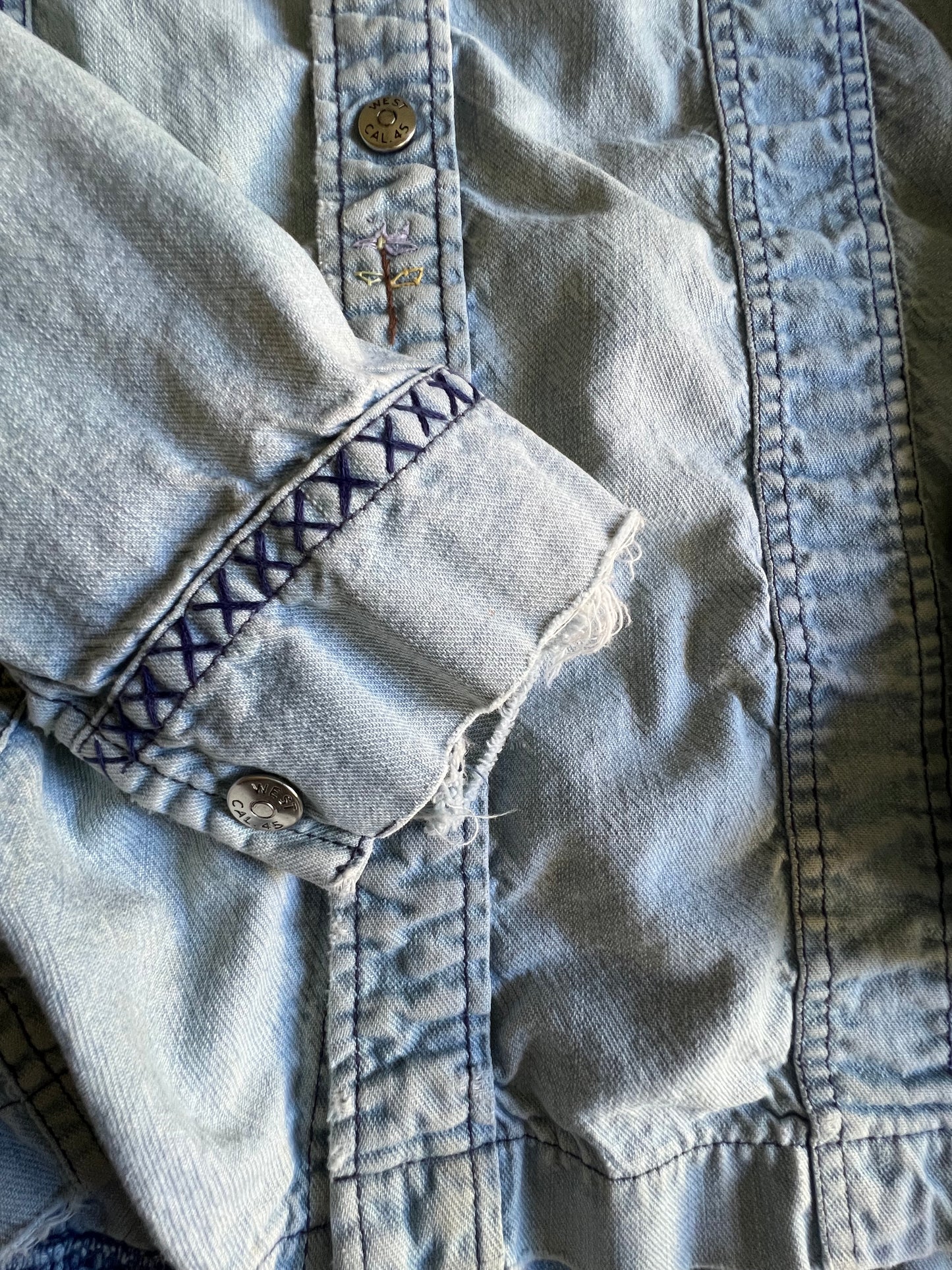 Amazing Vintage 70’s Lee Denim Embroidered Mushroom Snap Front Shirt Jacket L