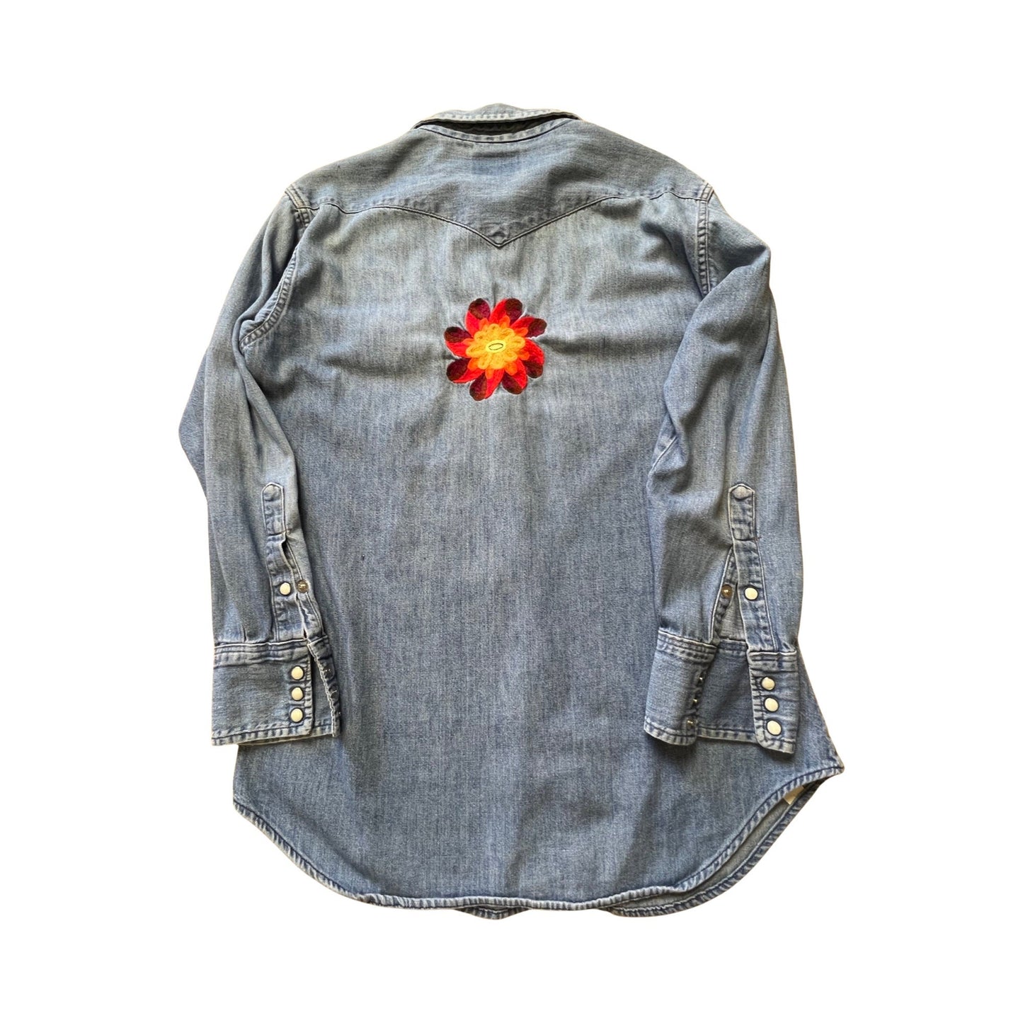 Vintage Sanforized Wrangler Pearl Snap Shirt Embroidered Flower