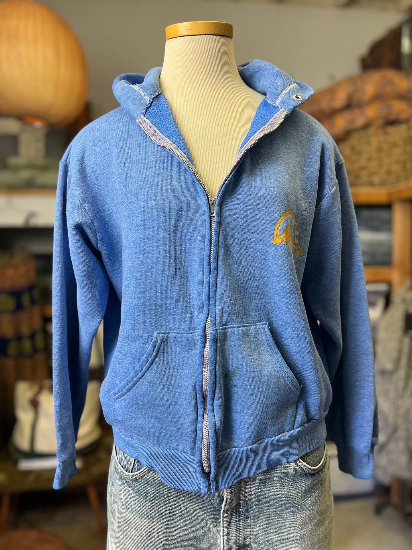 Vintage 80’s Yellowstone Zip Front Faded Hoodie Hoody