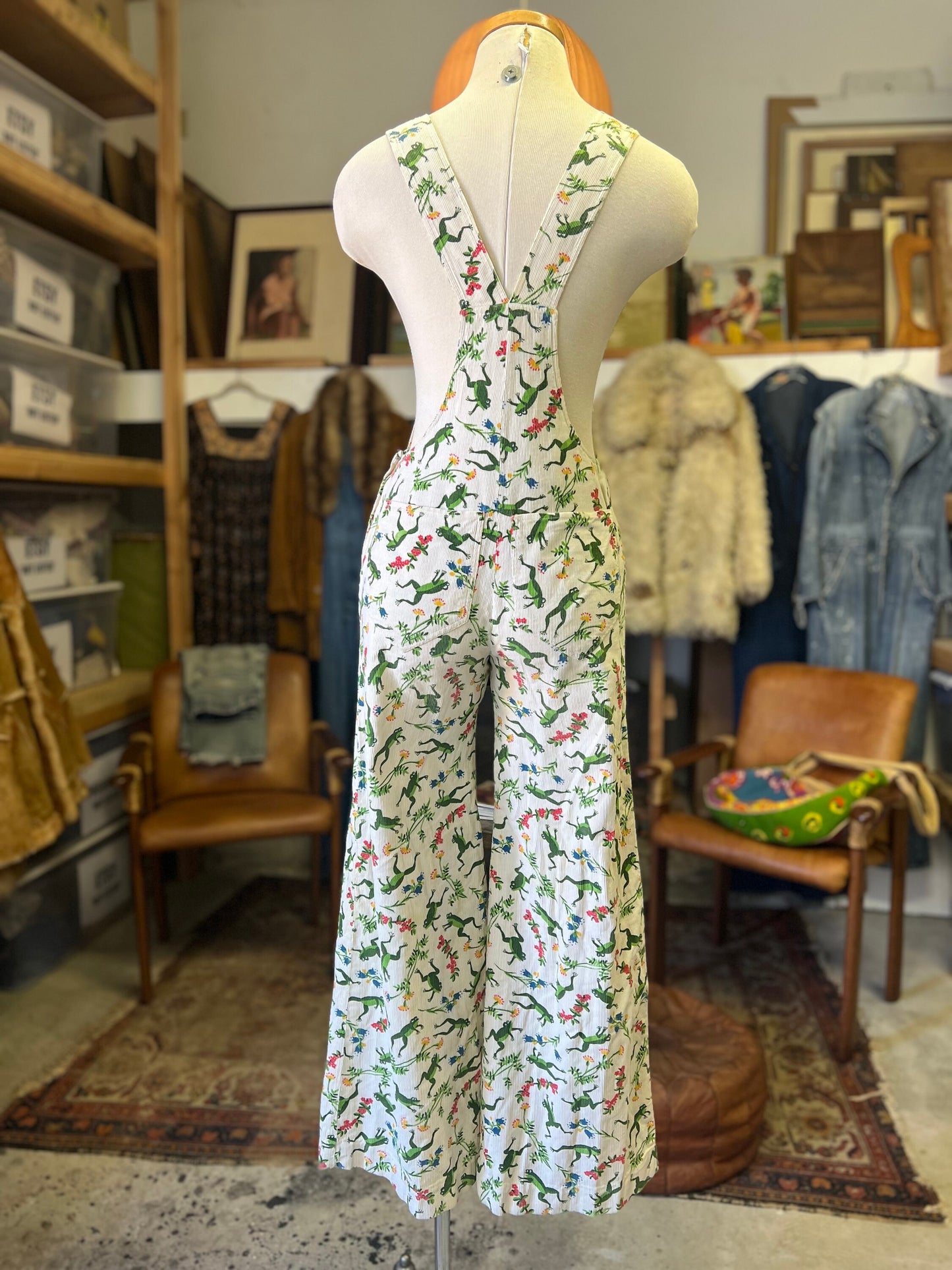 Rare Vintage 80’s Handmade Frog Print Bellbottom Corduroy Overalls XS/S