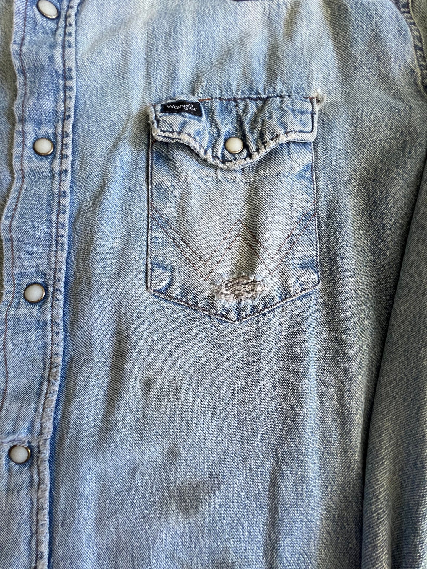Vintage Faded Distressed Wrangler Denim Pearl Snap Front Shirt Ombré XL