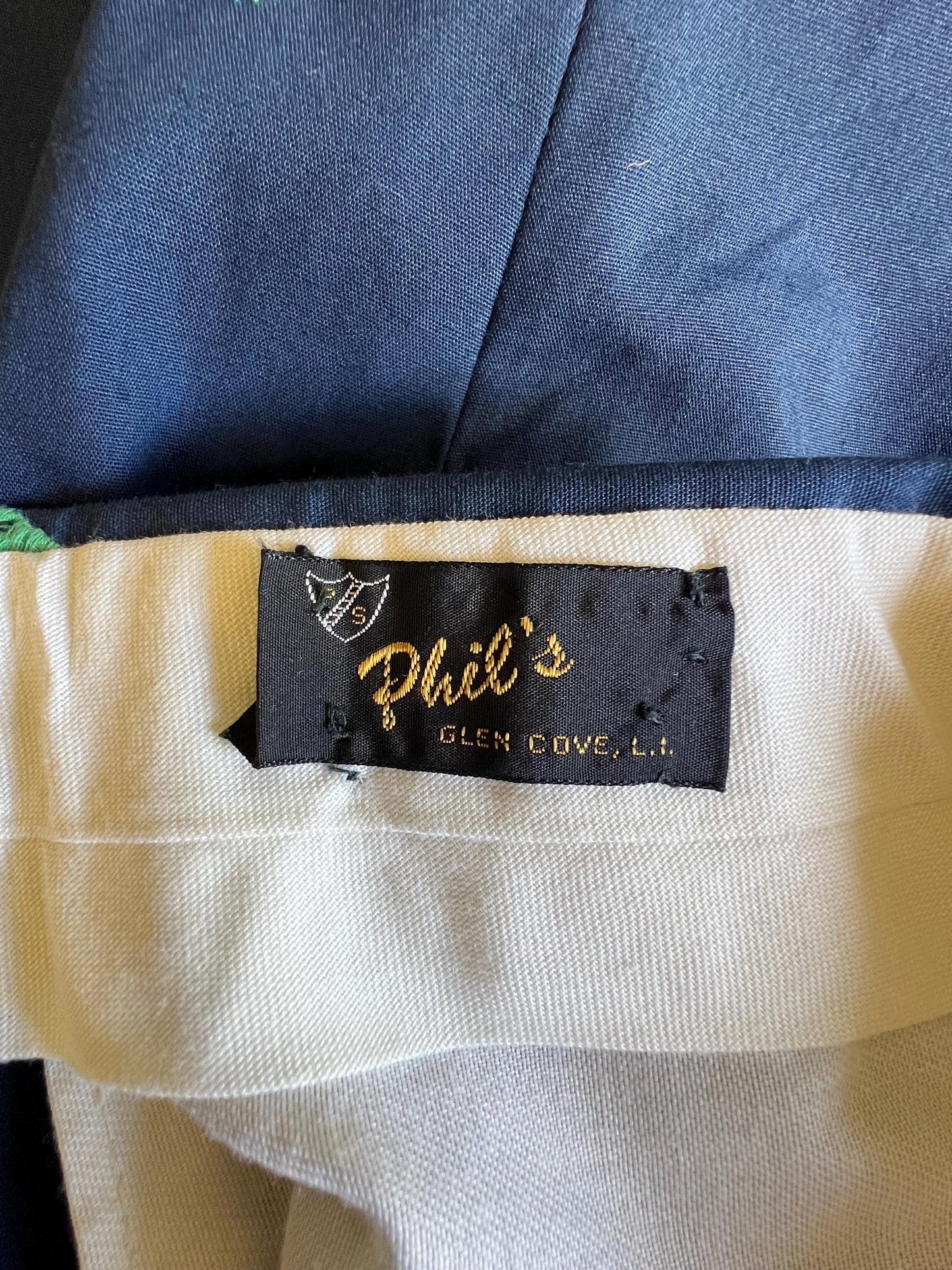 Vintage 80’s Embroidered Whale Golf Pants Size 38