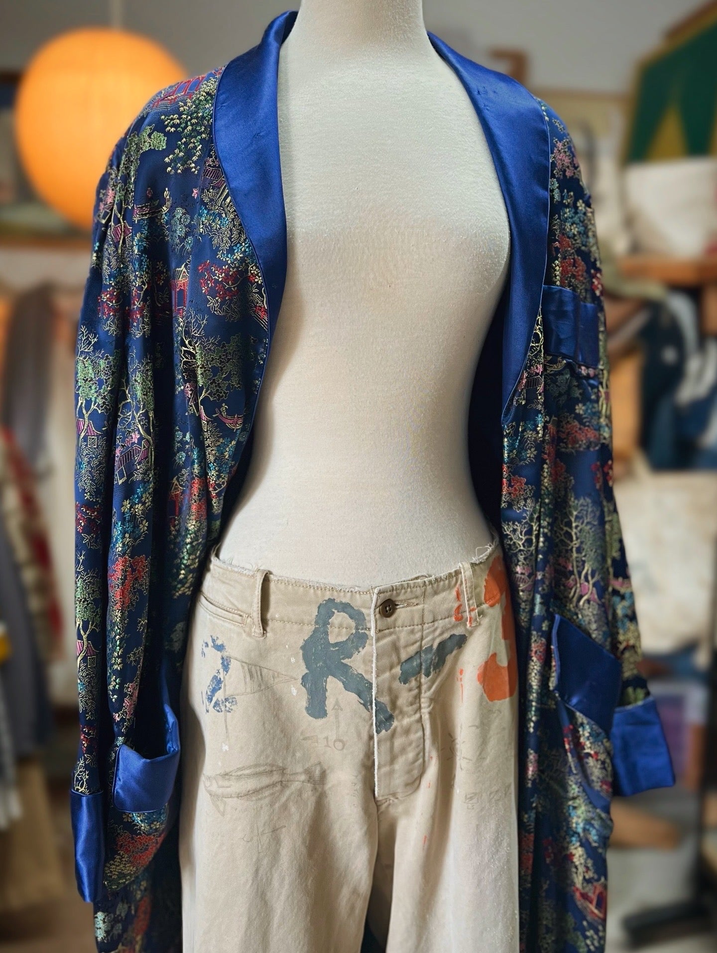 Vintage Silk Embroidered Smoking Jacket Robe XL