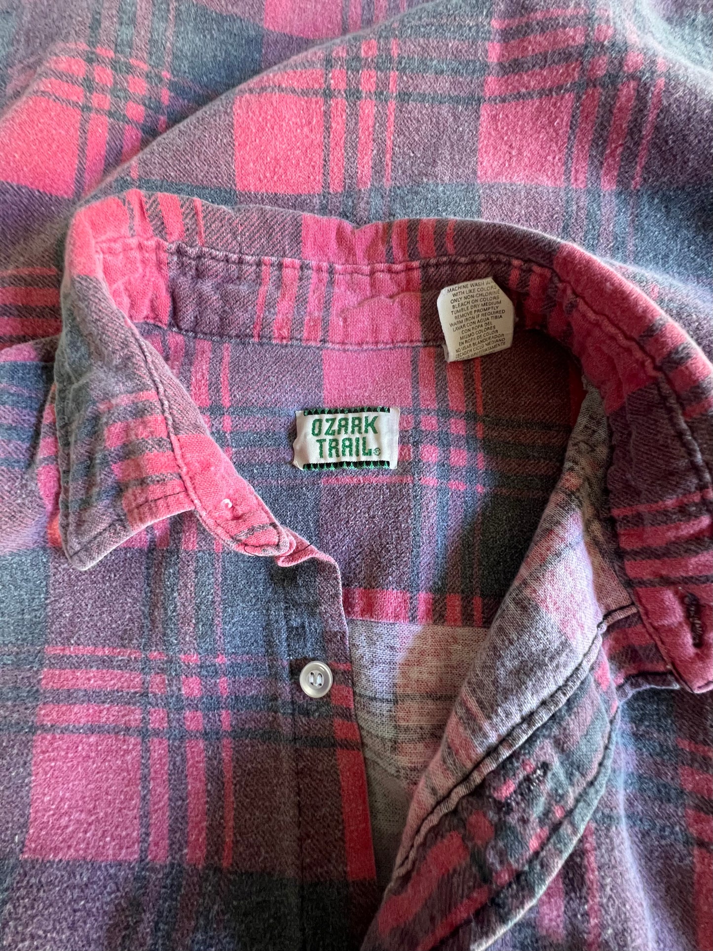 Vintage 80’s Ozark Trail Faded Flannel L