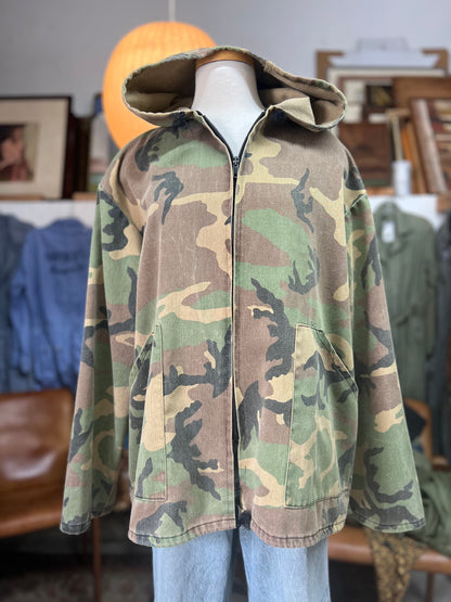 Vintage 80’s Field n’ Forest Hooded Camo Zip Front Jacket