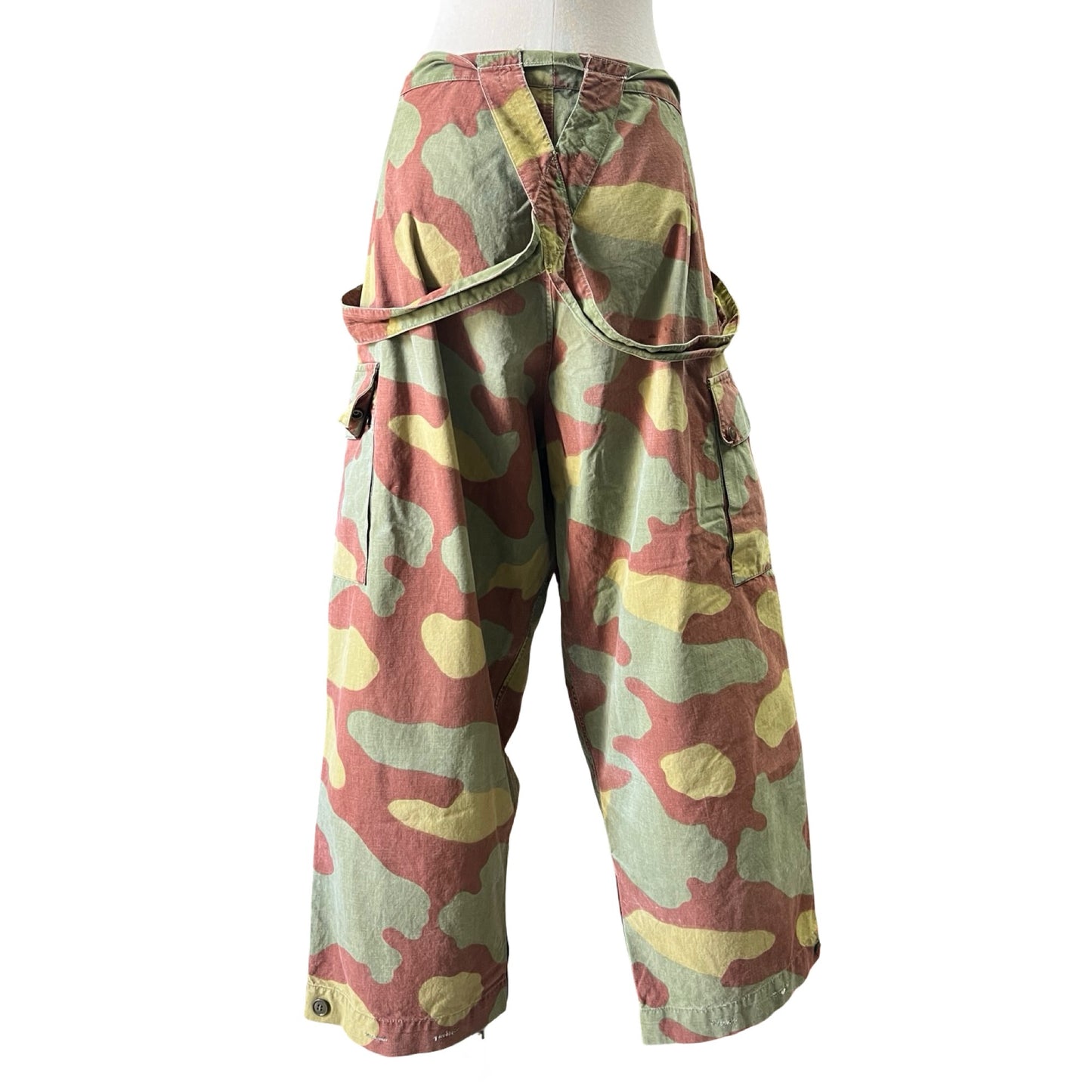 Vintage 1960’s Italian San Marco Camouflage Suspender Cargo Pants 34X27