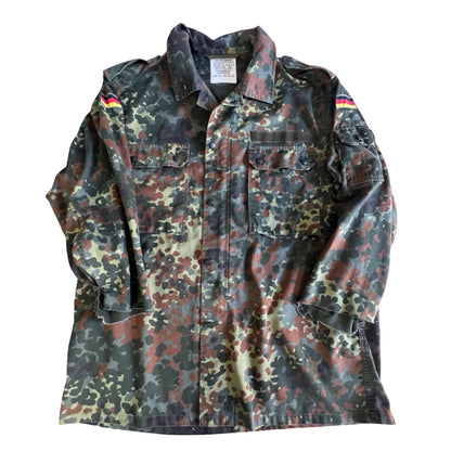 Vintage 90’s Distressed Camo Field Shirt Jacket XL