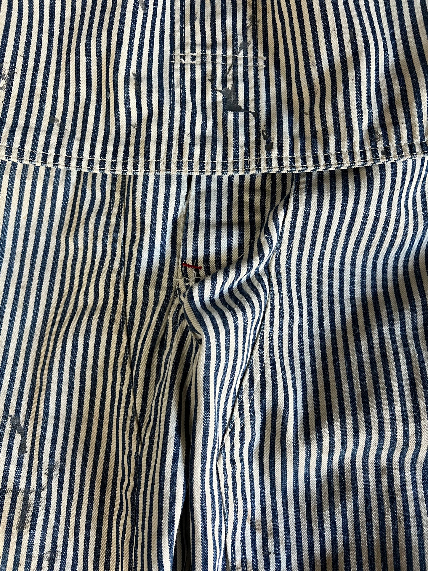 Very Rare Vintage 1940’s/50's Distressed Pay Day Square Bak Union Made Sanforized Sail Cloth Hickory Striped Apron Bib Overalls