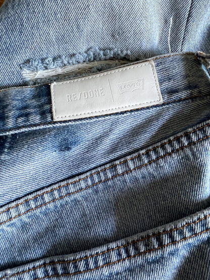 ReDone Vintage Levi’s Faded & Distressed Size 32