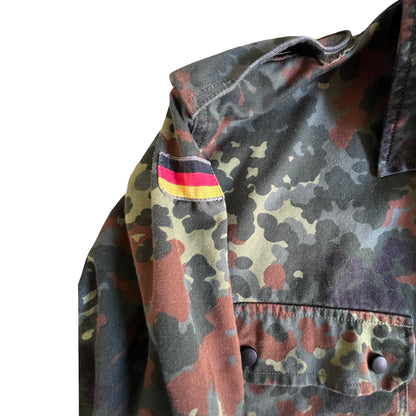 Vintage 90’s Distressed Camo Field Shirt Jacket XL