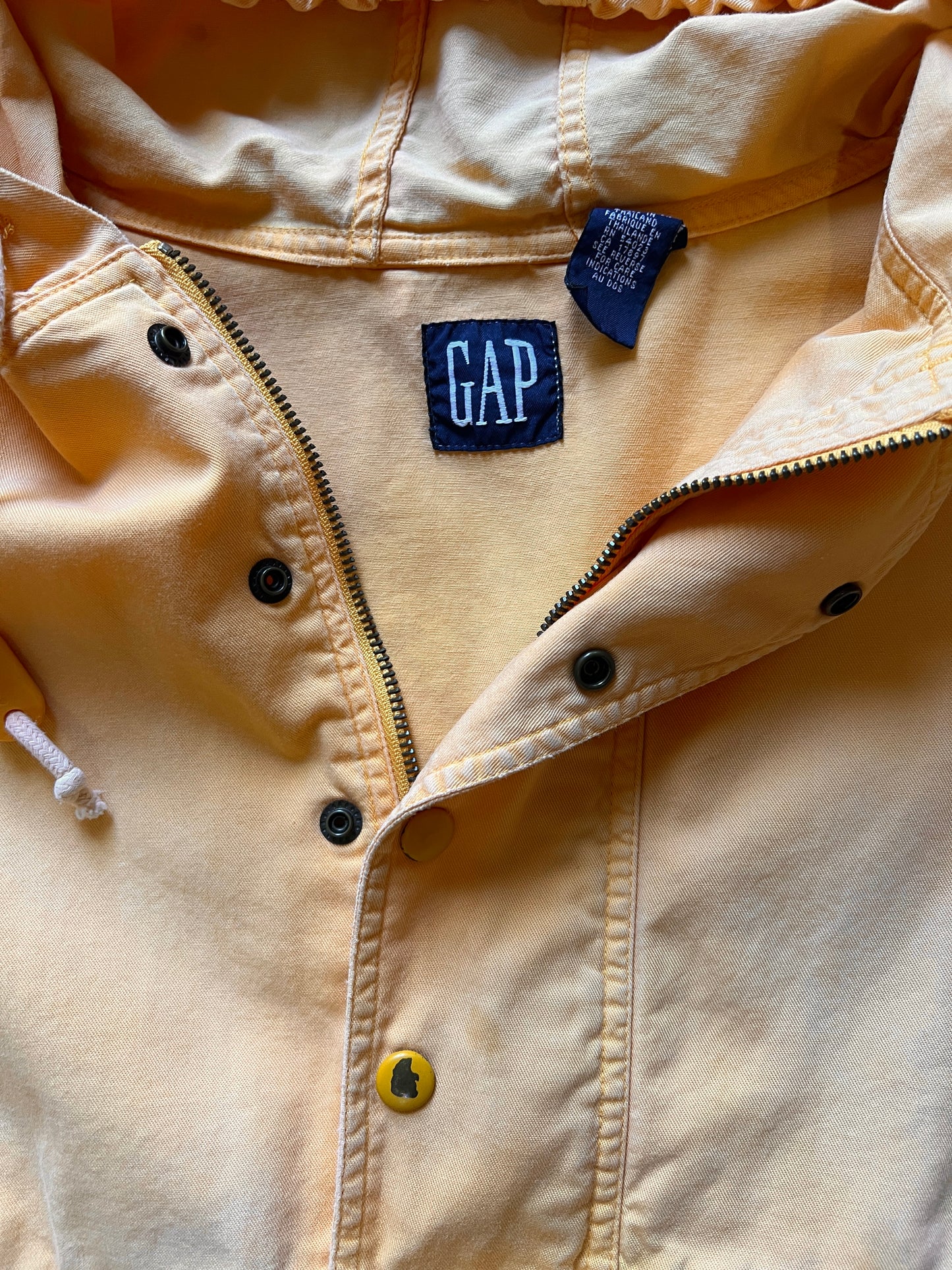 Vintage 90’s Gap Distressed & Faded Anorak XL