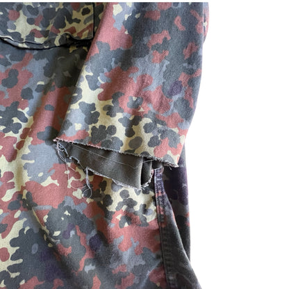 Vintage 90’s Distressed Camo Field Shirt Jacket XL