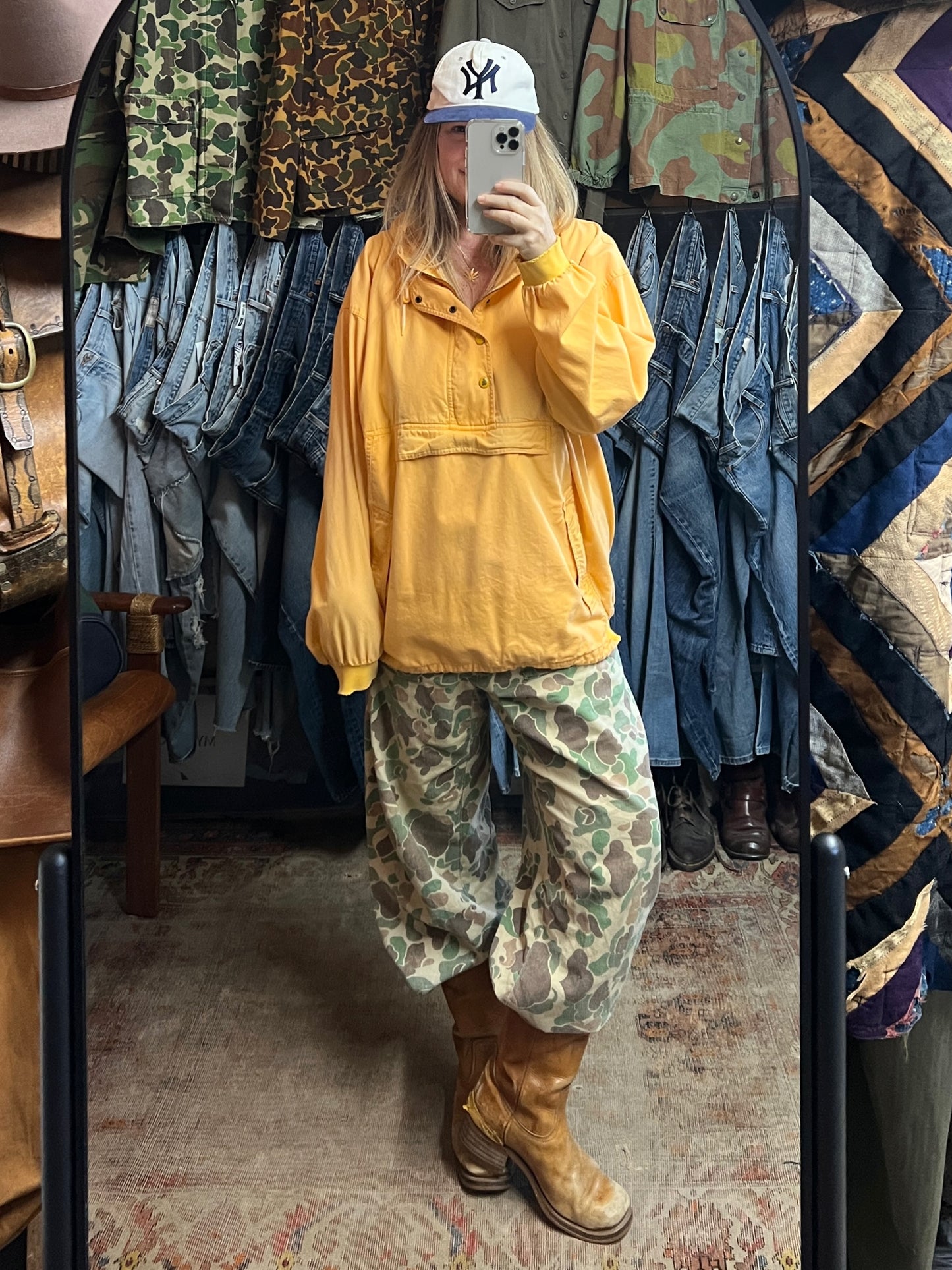 Vintage 90’s Gap Distressed & Faded Anorak XL