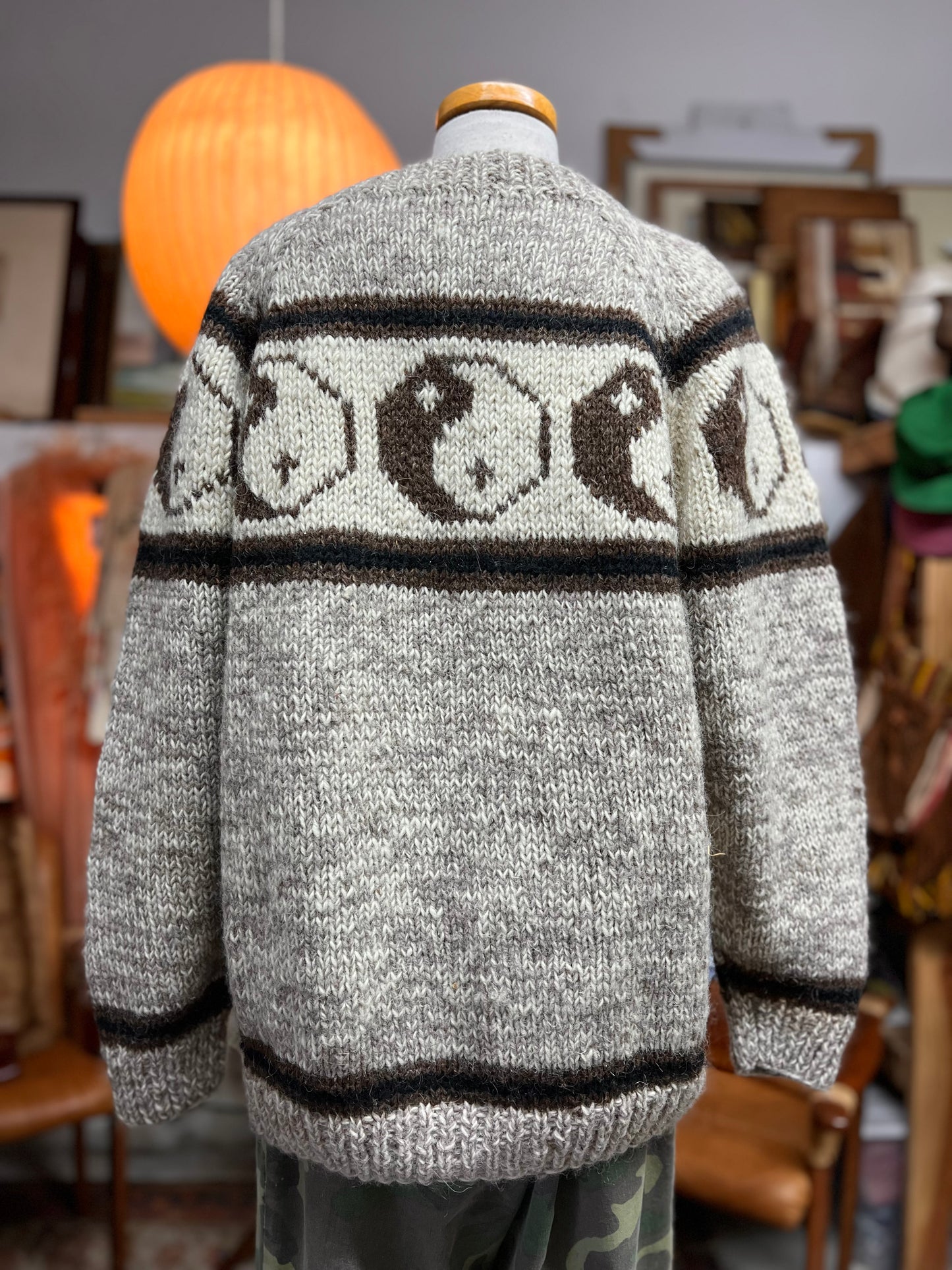 Rare Vintage 80’s Hand Knit Yin Yang Sweater Made In Nepal M