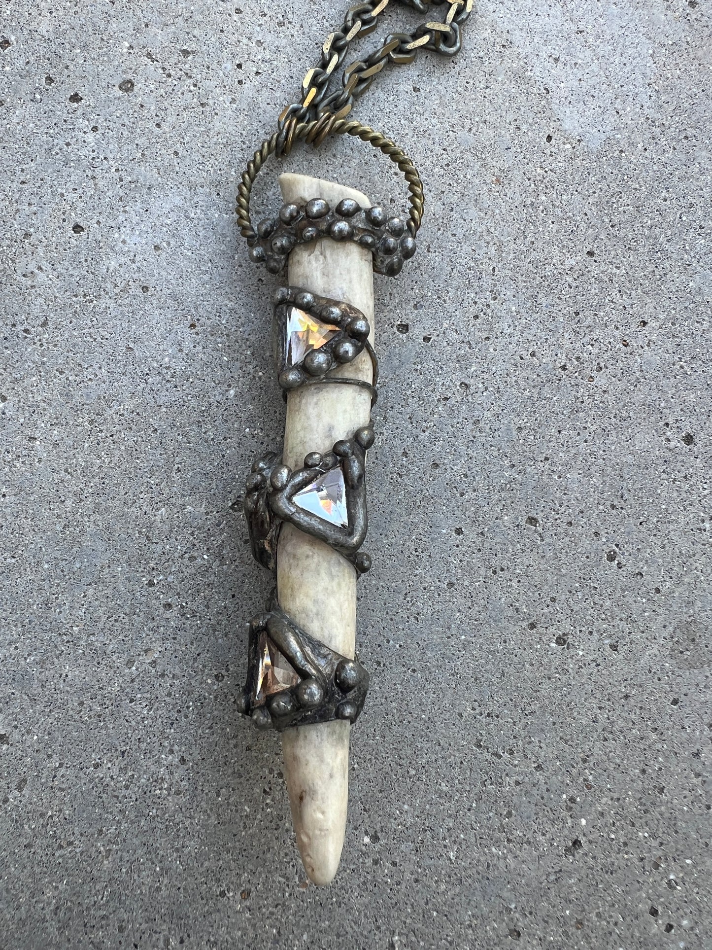 RARE Signed Mikal Winn 2014 Crystal Antler Brutalist Statement Necklace