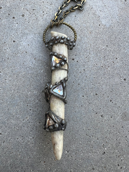 RARE Signed Mikal Winn 2014 Crystal Antler Brutalist Statement Necklace