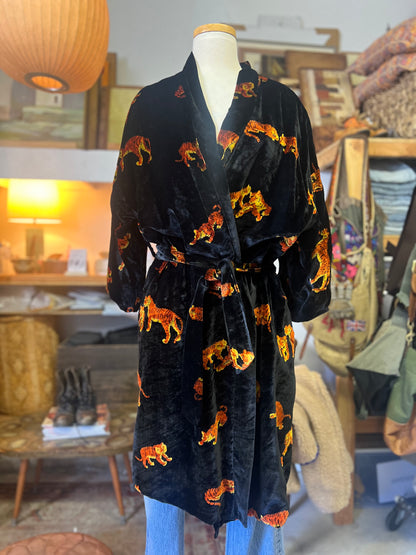Rare Vintage 80’s Dunhill Velvet Tiger Print Robe Smoking Jacket